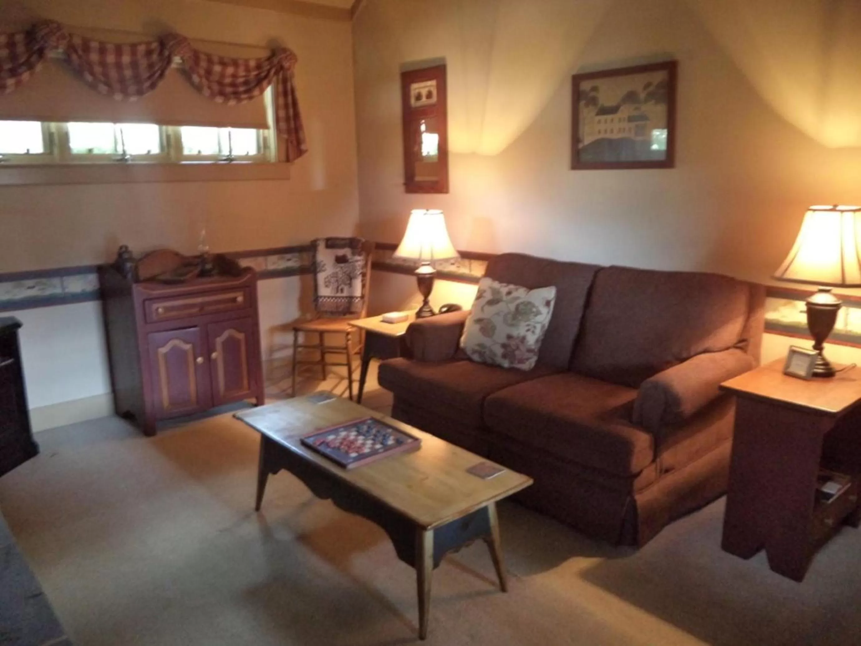 Seating area in The Inn & Spa at Intercourse Village
