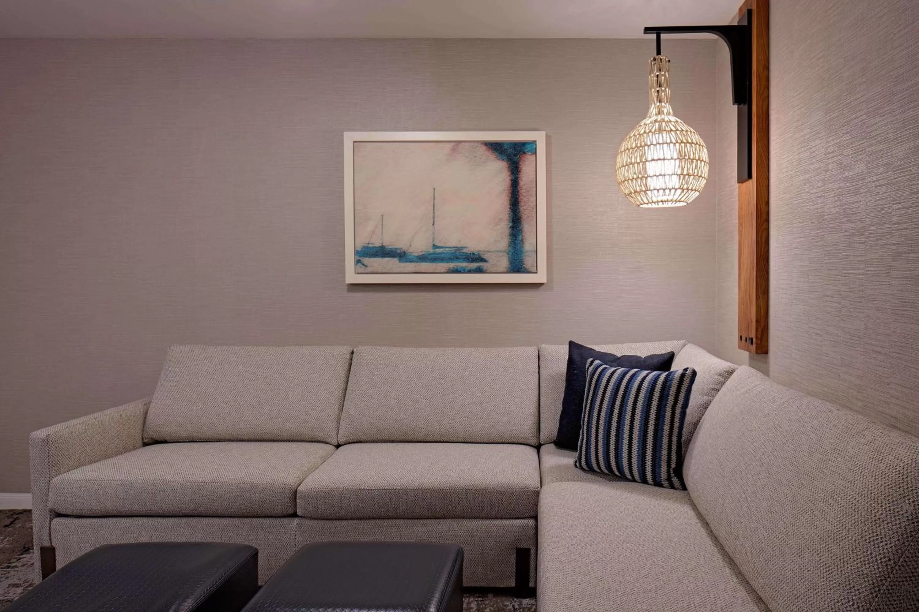 Bedroom in Hyatt Regency Mission Bay Spa and Marina