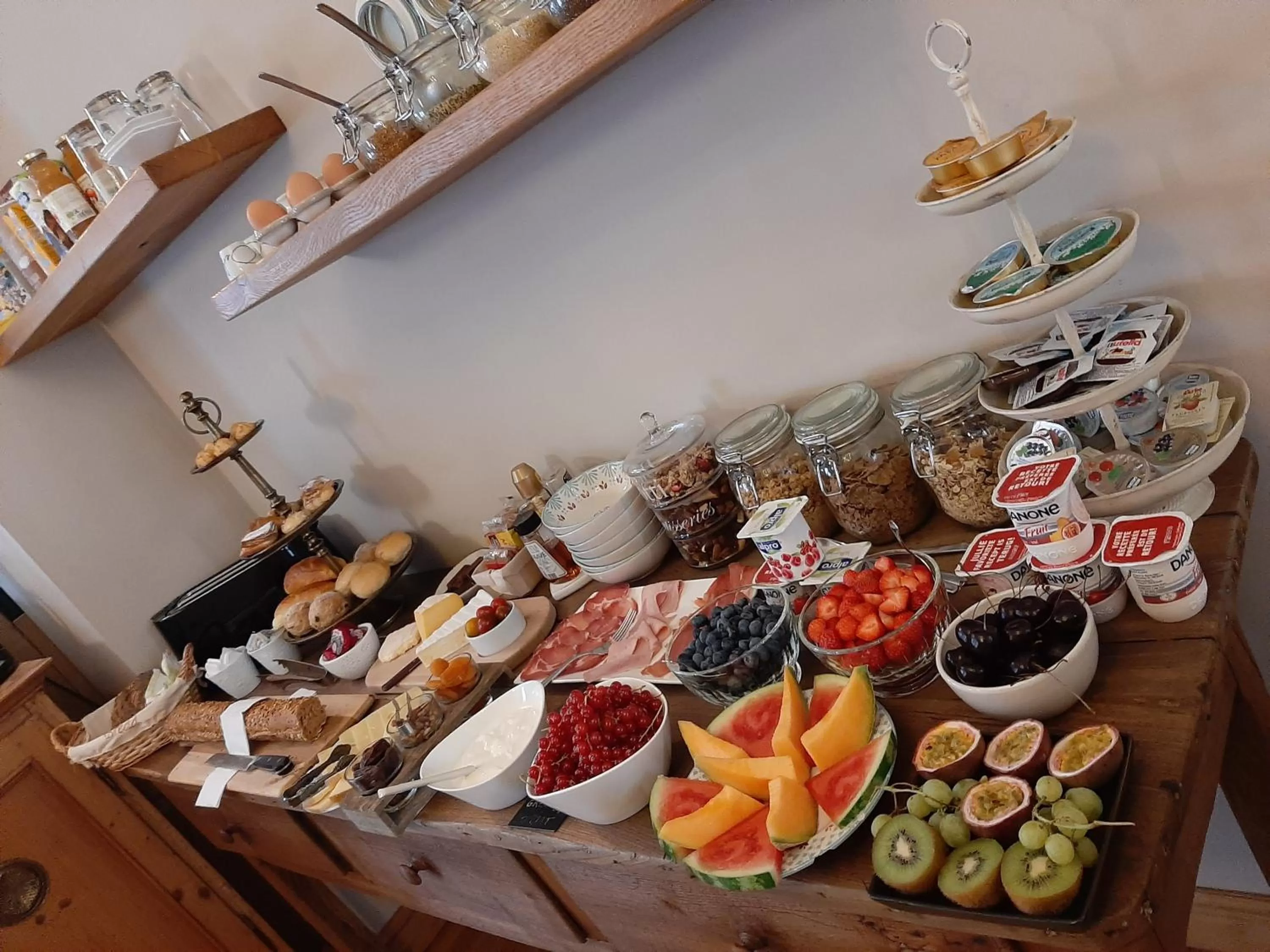 Food and drinks in B&B Anna's