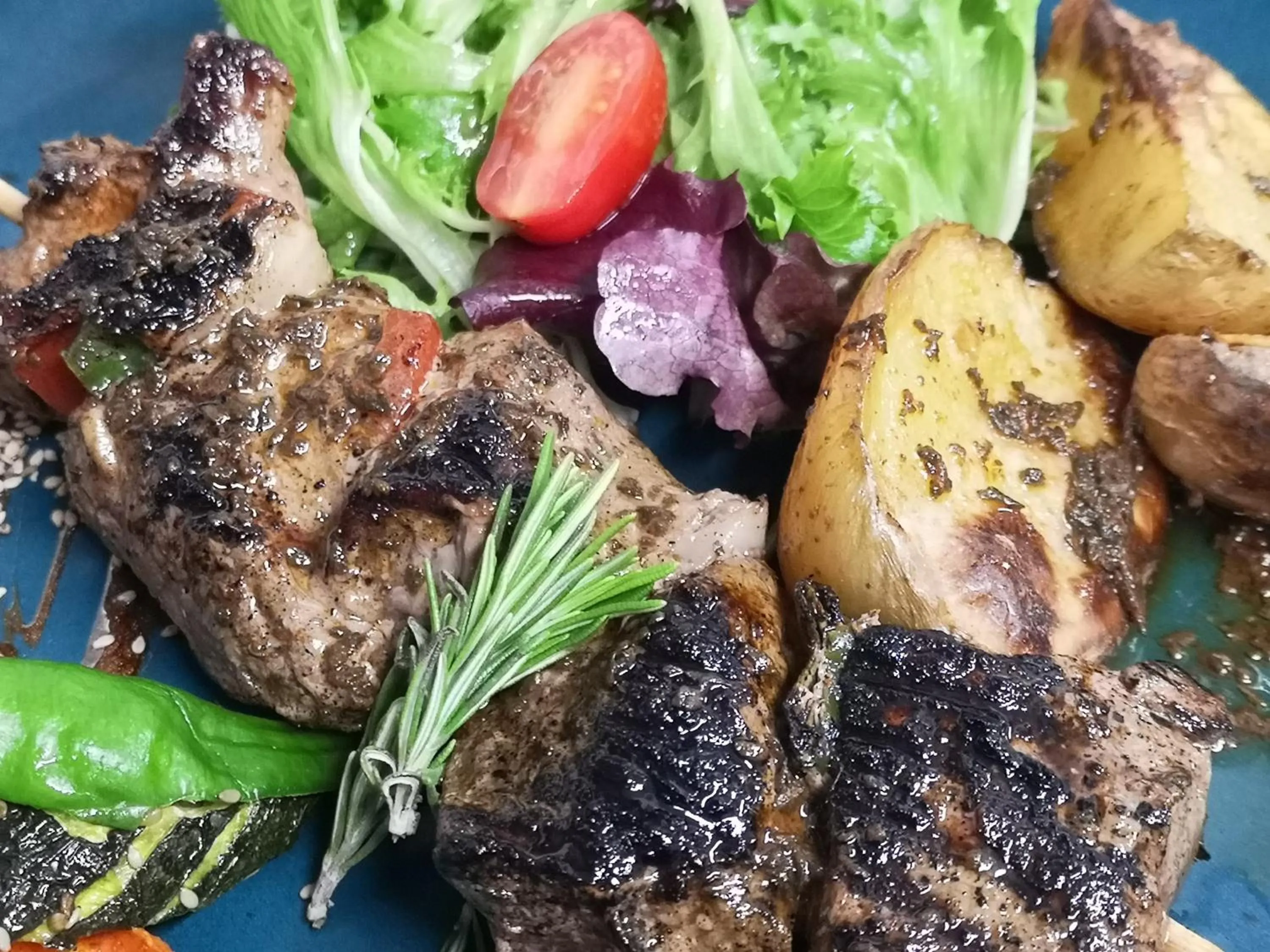 Restaurant/places to eat in Campanile Toulouse Purpan