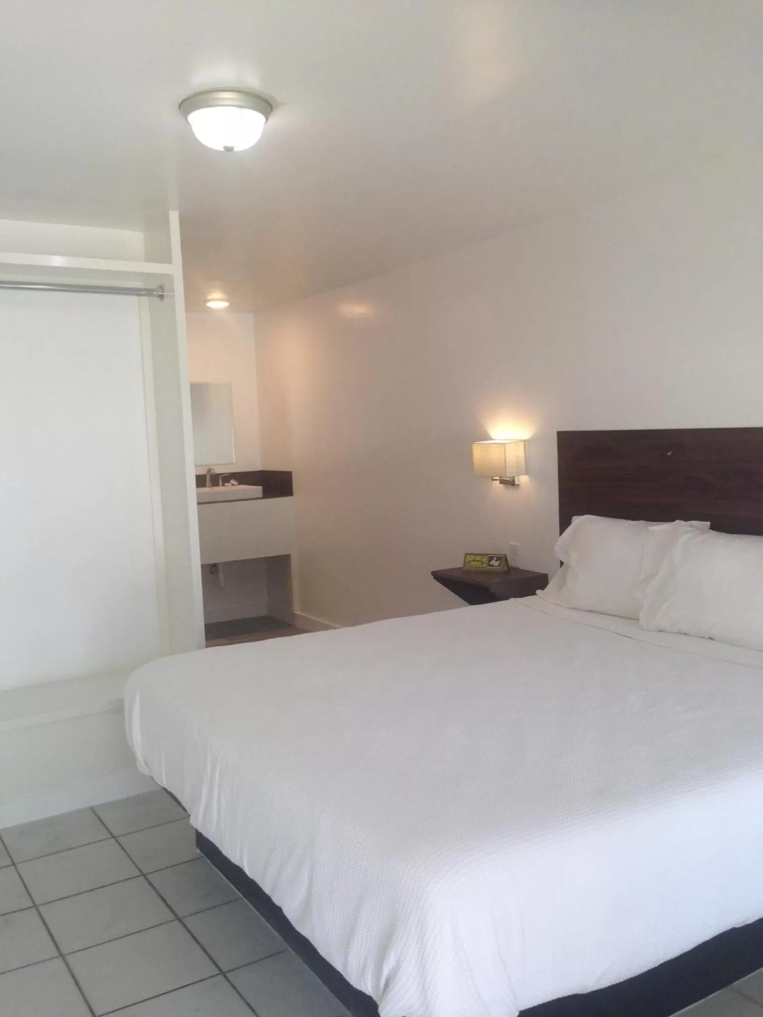 Bed in Banana Peel Resort