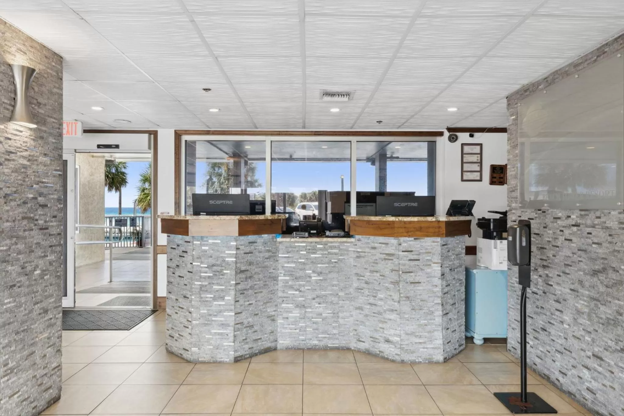 Lobby or reception in Beach Tower Beachfront Hotel, a By The Sea Resort