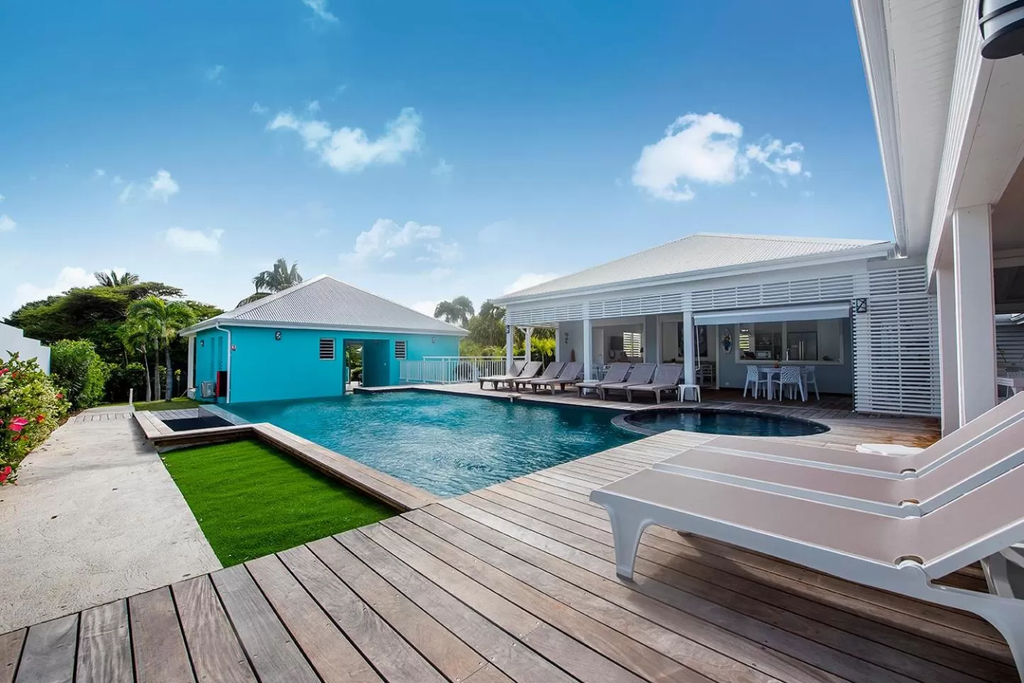 Property building in Hôtel La Christophine