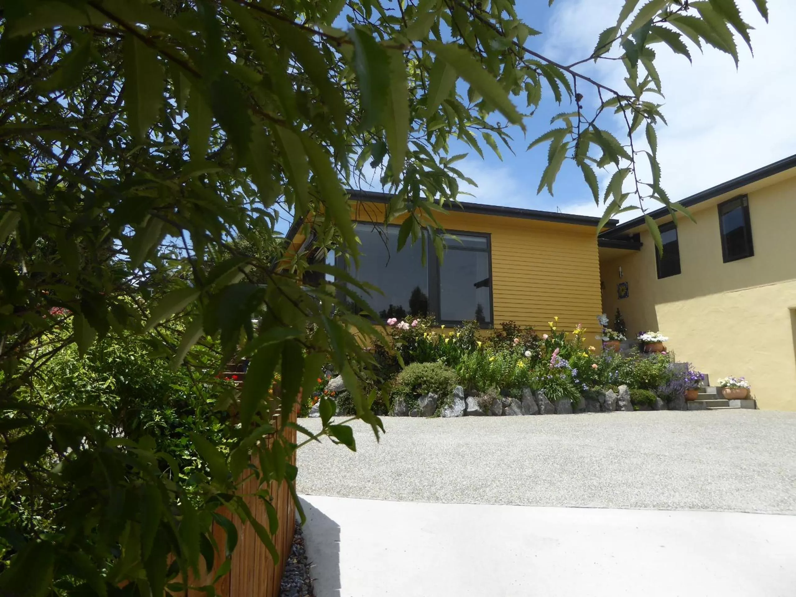 Facade/entrance in Hazelwood Mapua