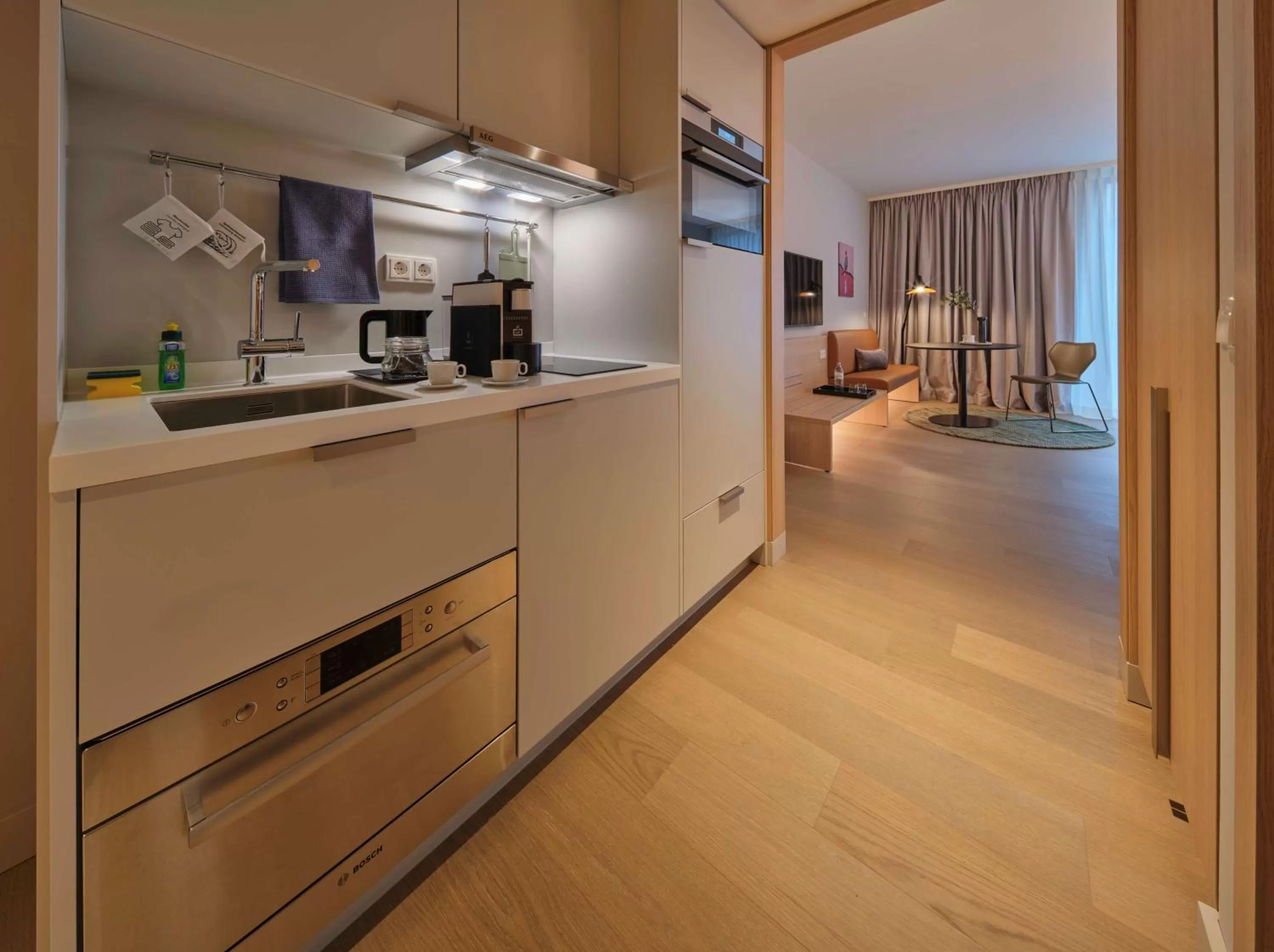 Kitchen or kitchenette in Adina Apartment Hotel Vienna Belvedere