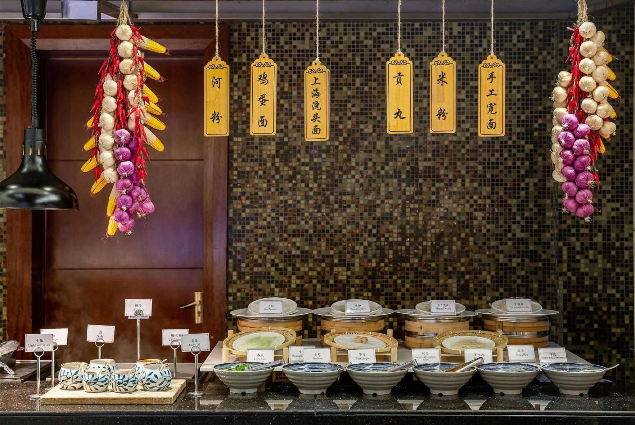 Restaurant/places to eat in Wyndham Shanghai Hongqiao-Near NECC