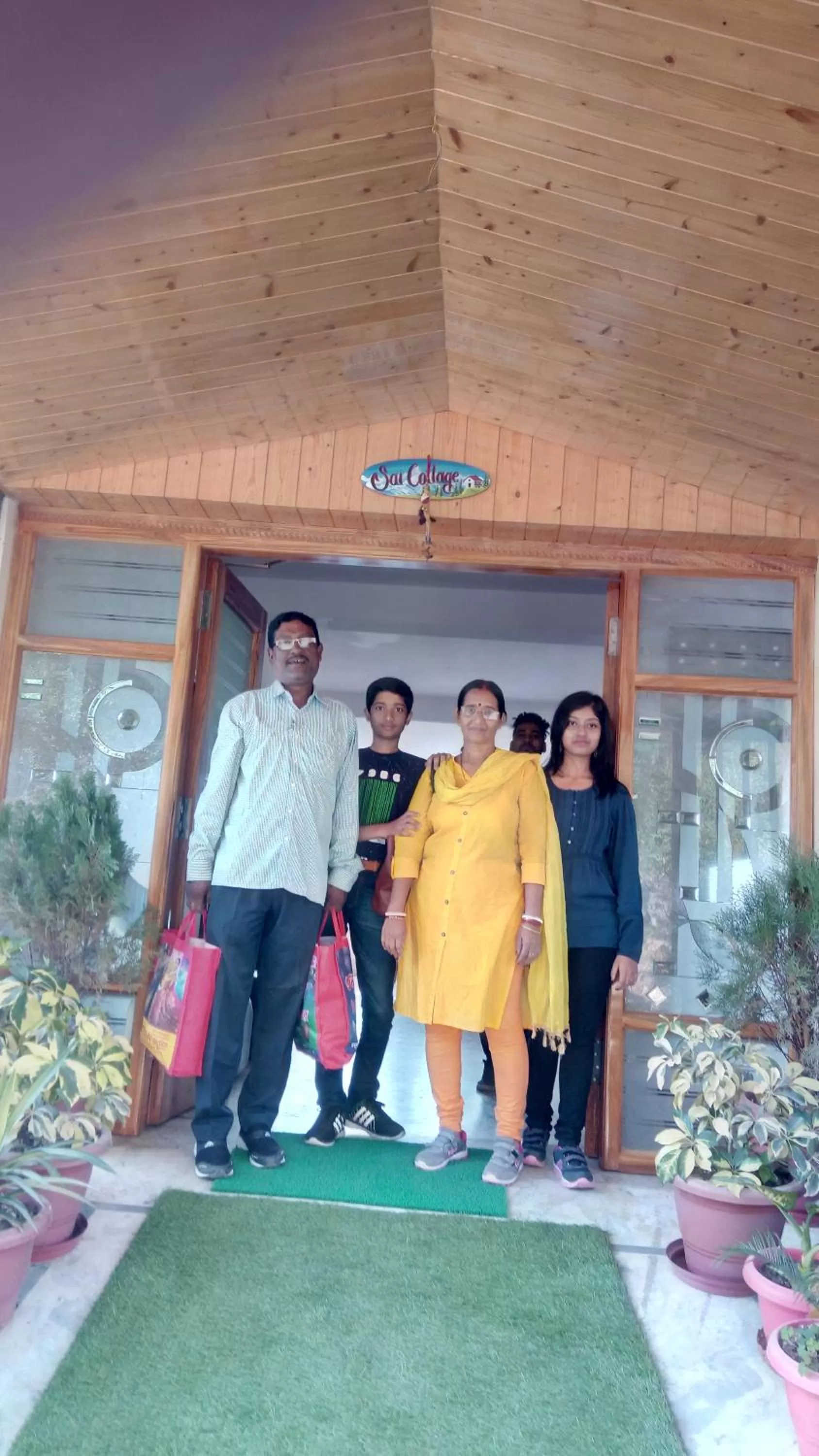 Family in Sai Cottage Shimla