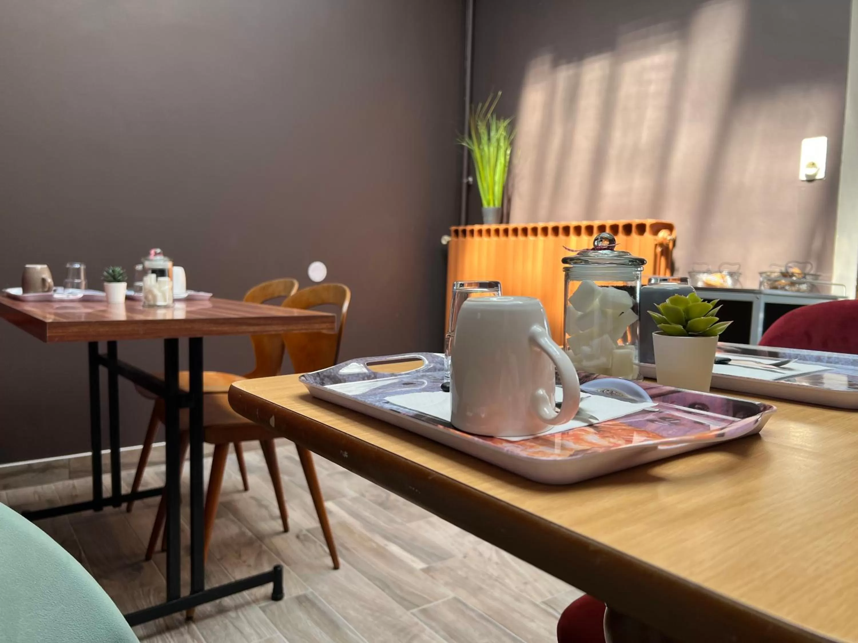 Restaurant/Places to Eat in Hotel TULTY