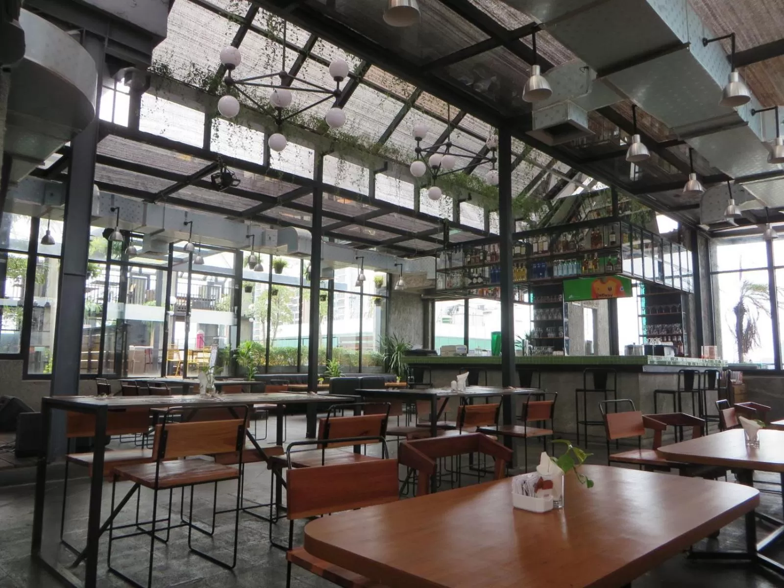 Restaurant/places to eat in Liberta Hotel Kemang