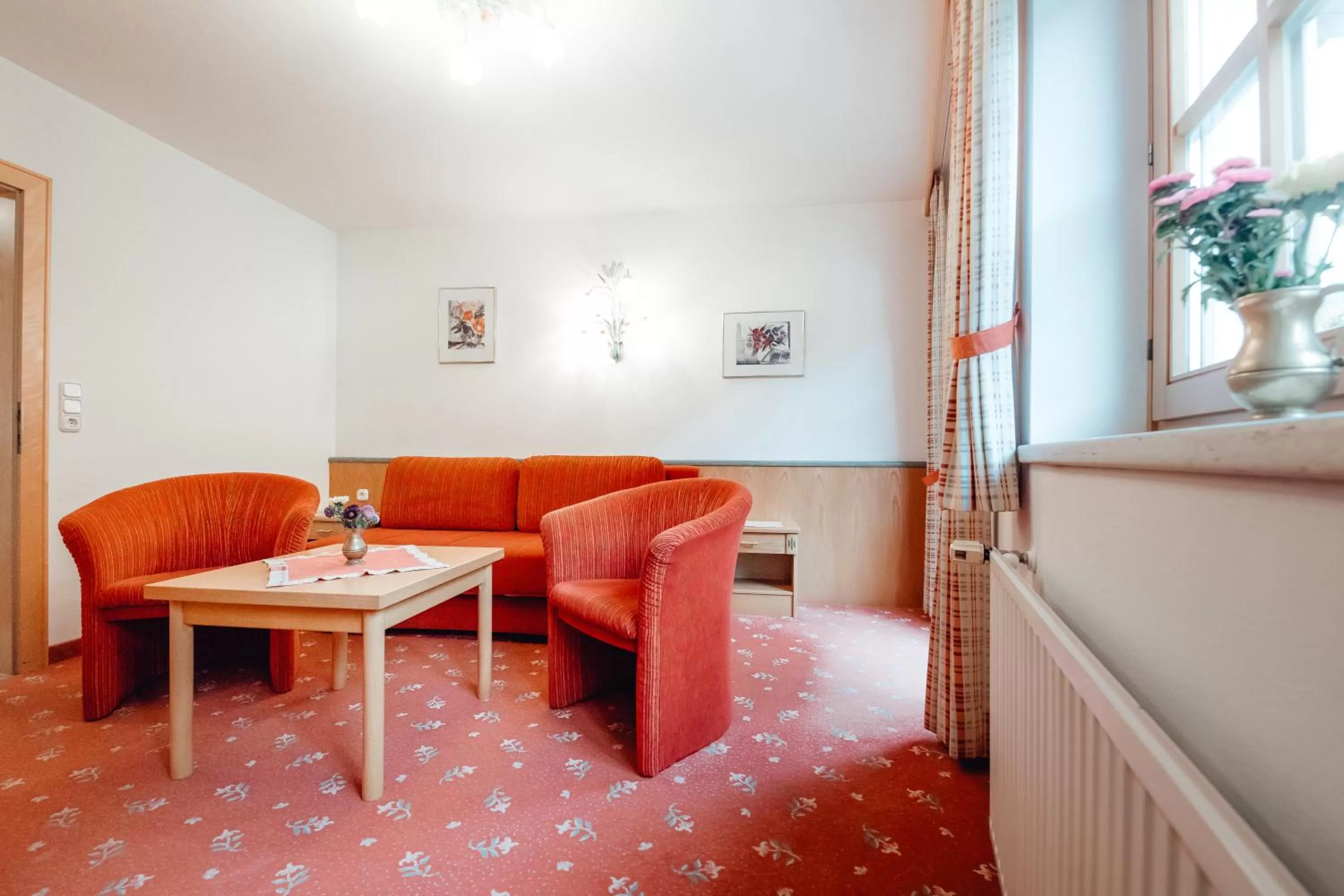 Living room in Zimmer & Ferienwohnungen Dandler