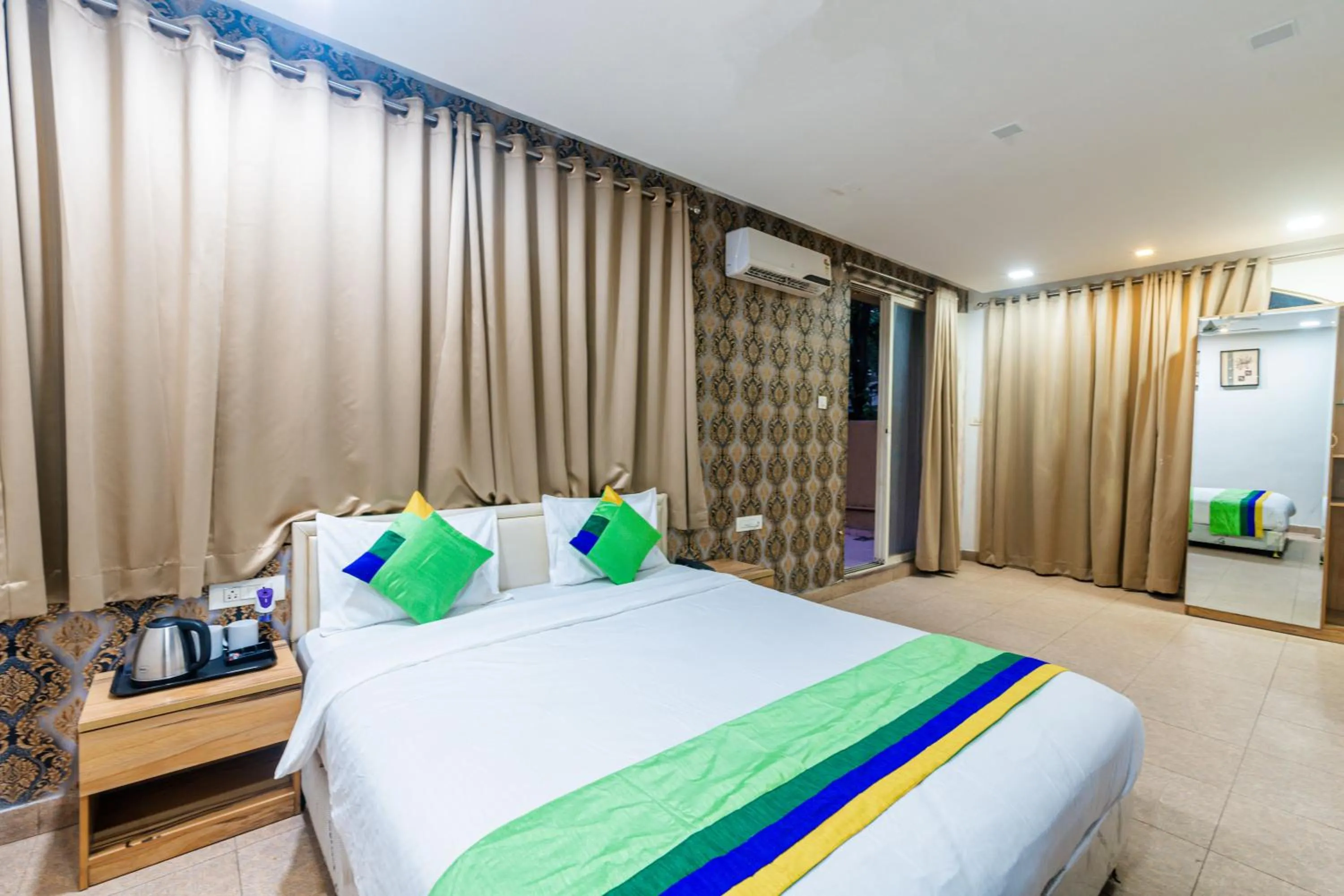Bedroom in Treebo Trend Spring Brooks - Koregaon Park
