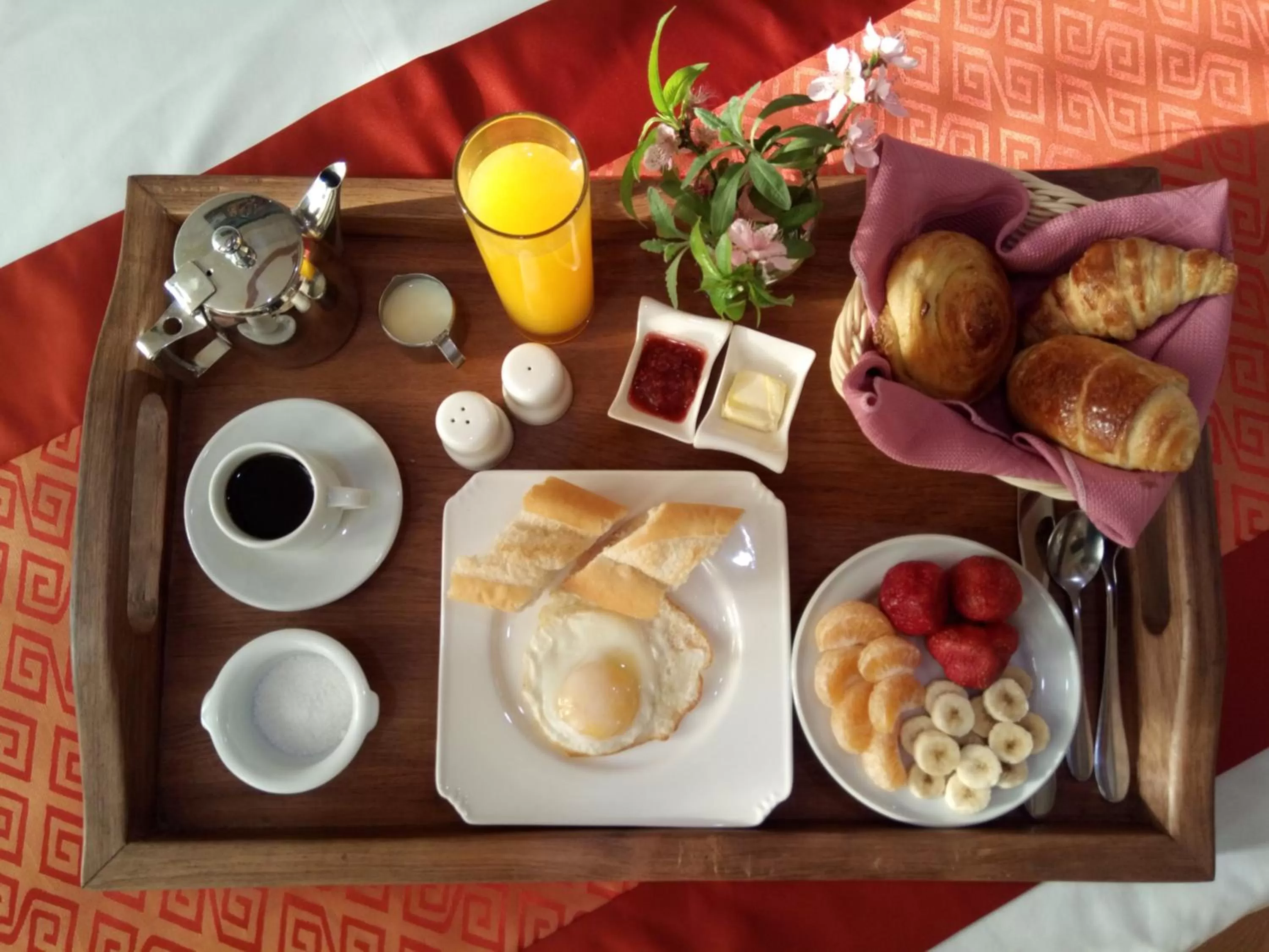 Food and drinks in Valiha Hotel Antananarivo