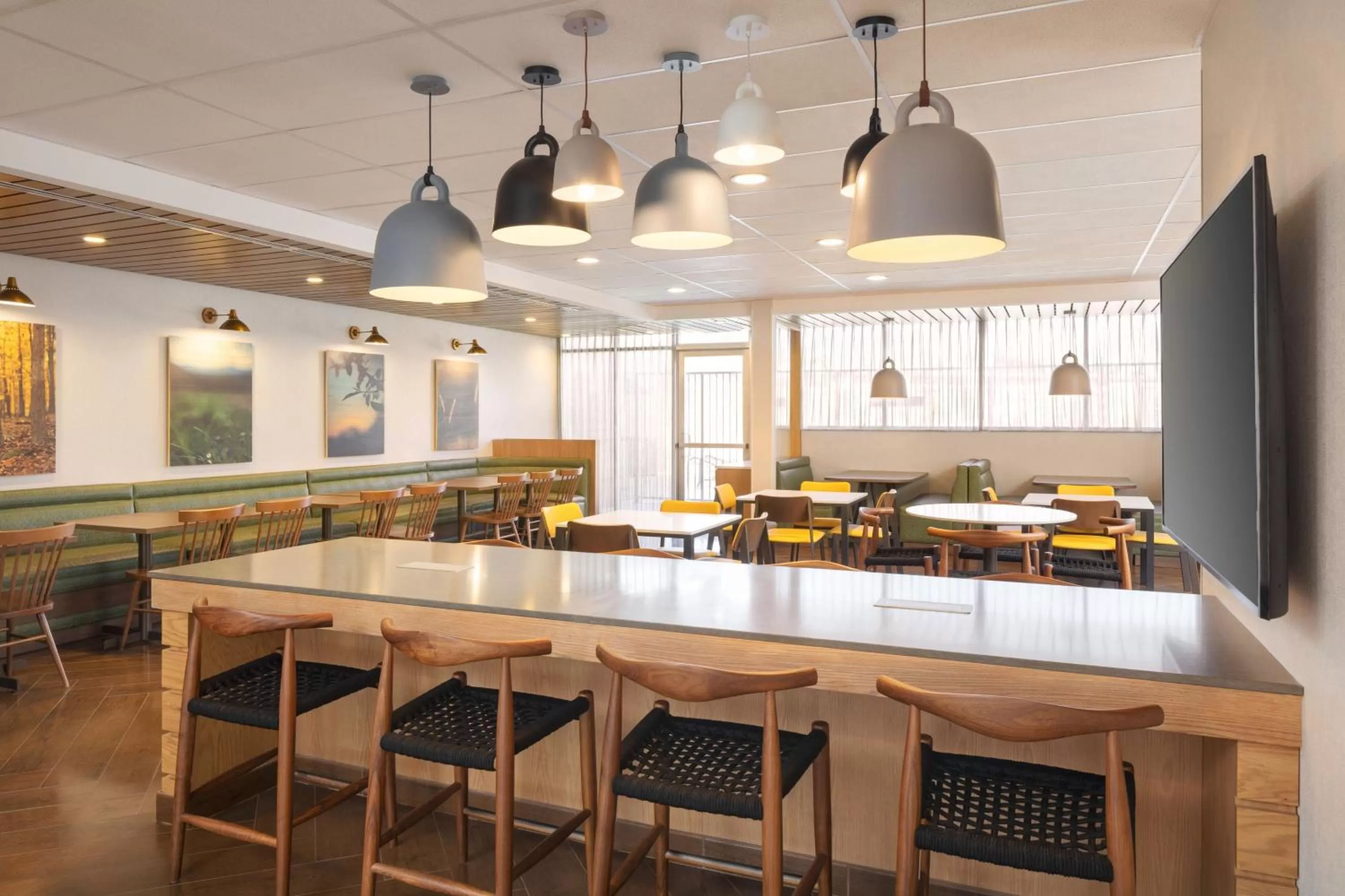 Breakfast in Fairfield Inn & Suites by Marriott Fresno North/Shaw Avenue