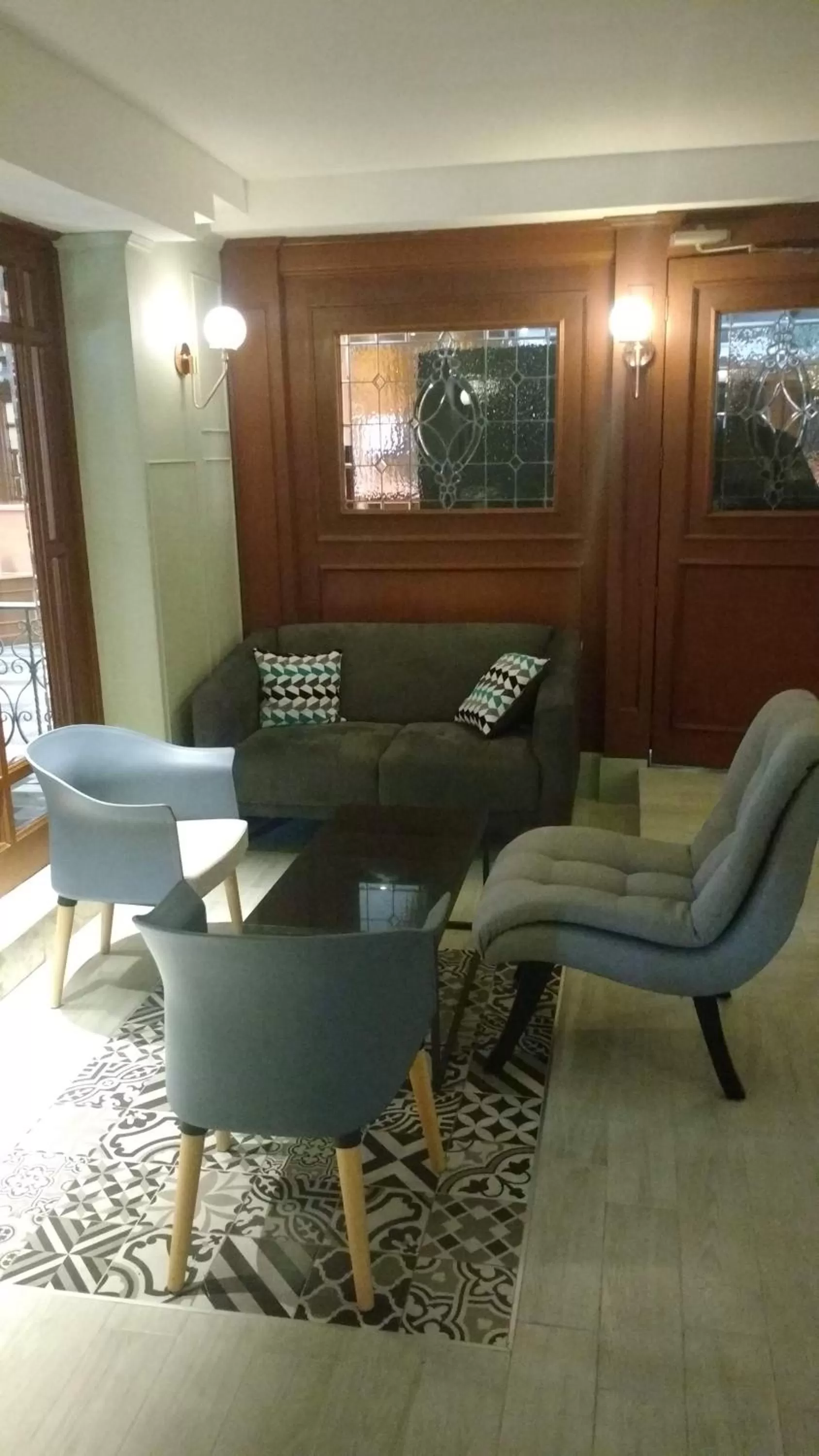 Lounge or bar in Country Plaza