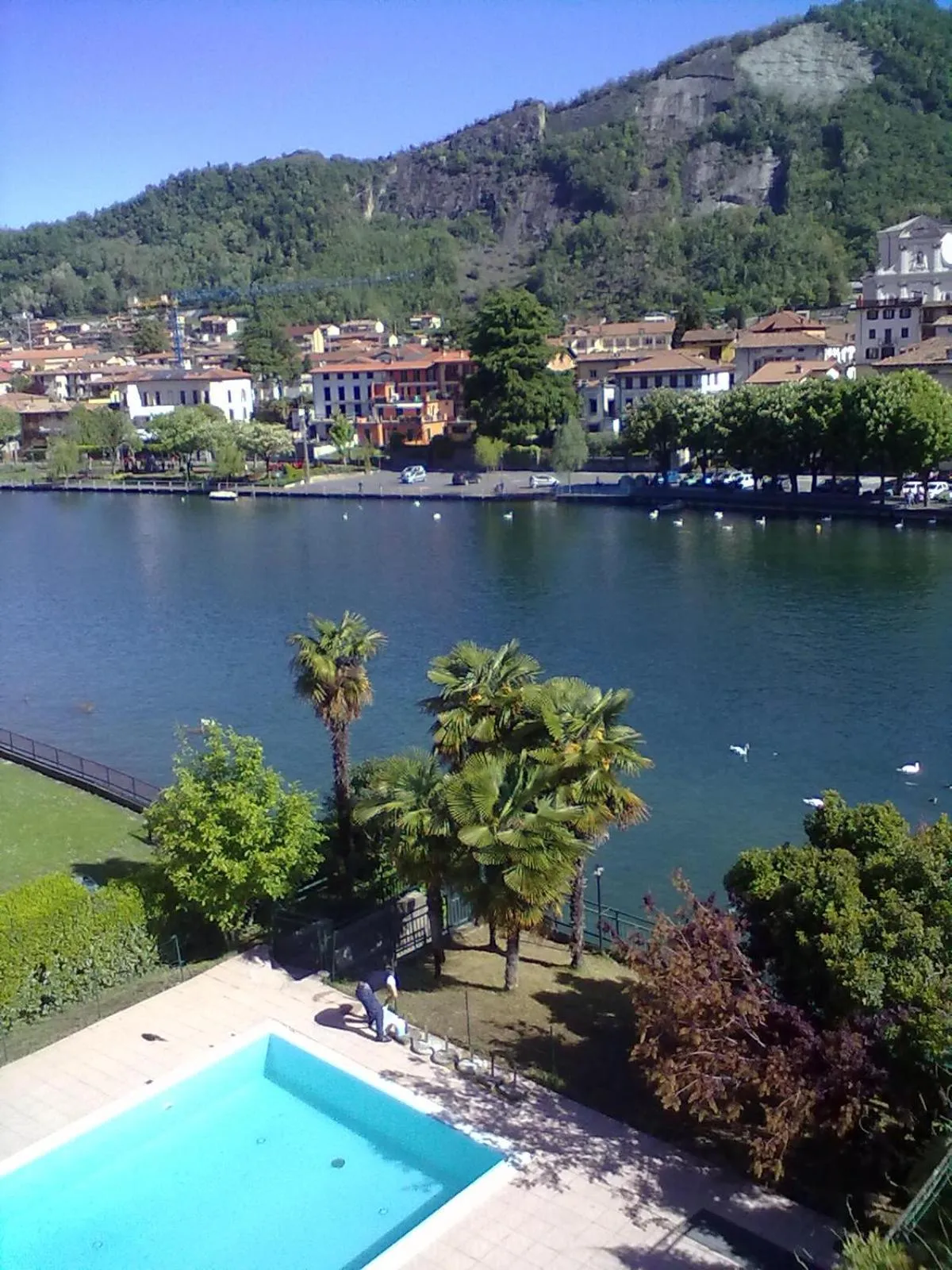 Swimming pool in Hotel Stazione sul lago di Iseo
