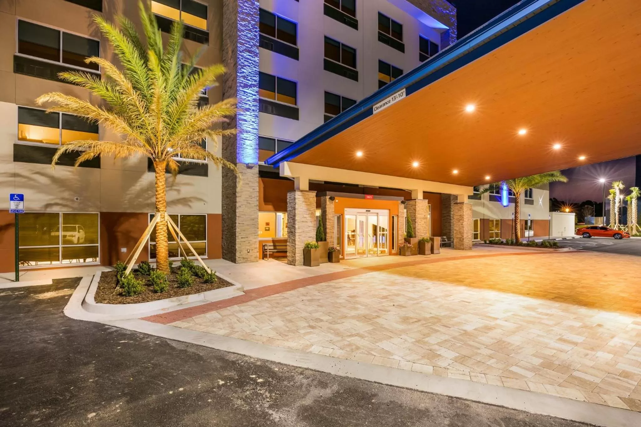 Property building in Holiday Inn Express & Suites Jacksonville - Town Center by IHG