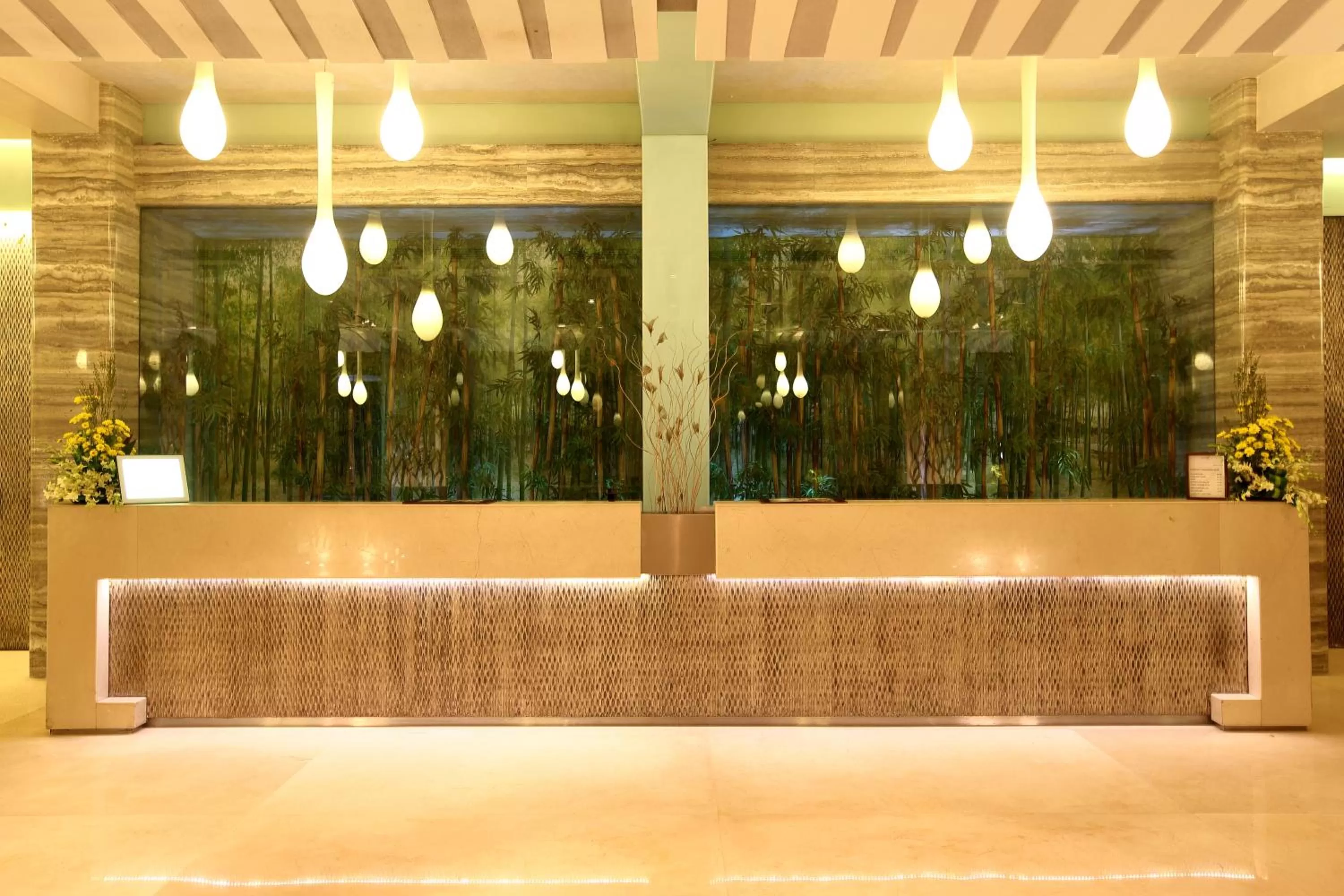 Lobby or reception in Mirage Hotel, Mumbai International Airport