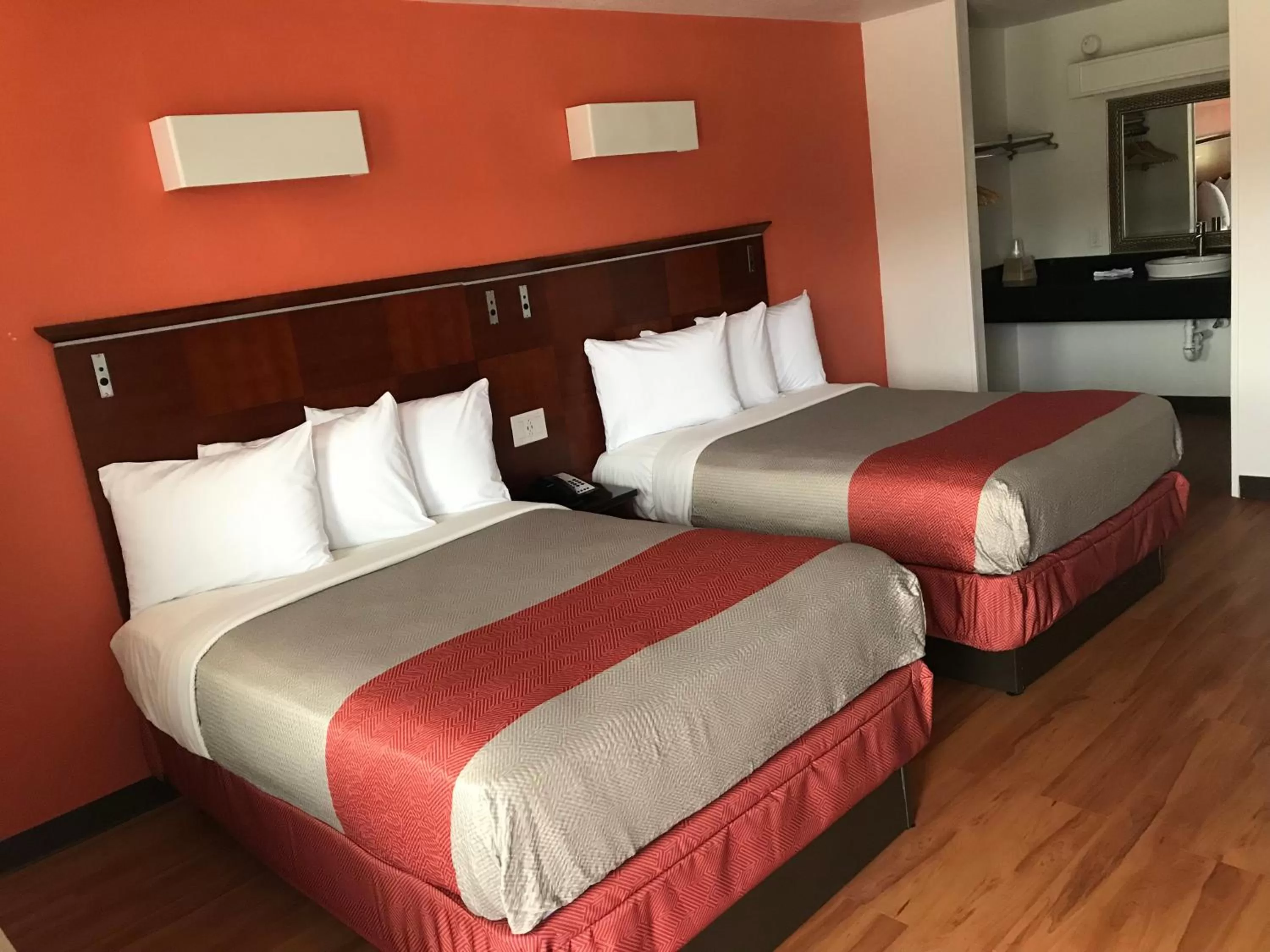 Bed in Motel 6-Alma, AR