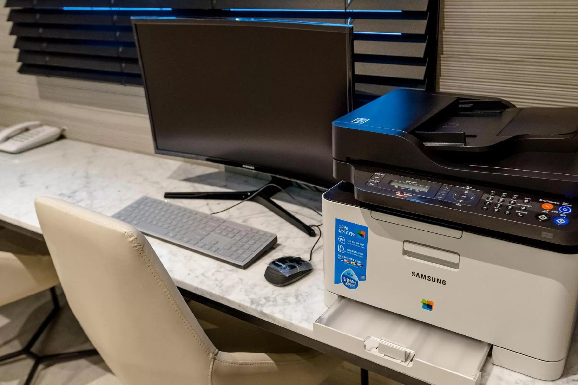 Business facilities in Air Sky Hotel