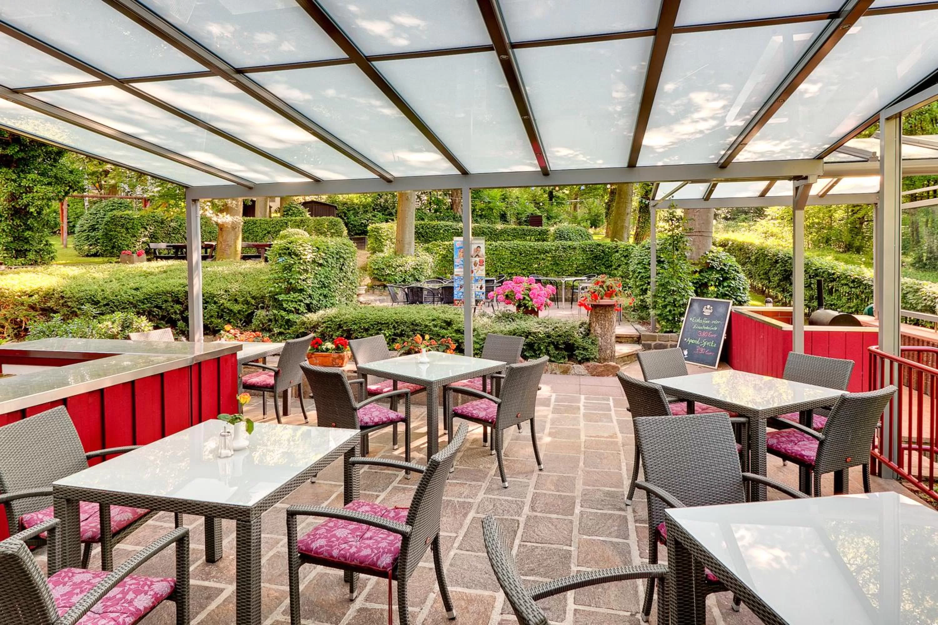 Restaurant/places to eat in Hotel ISG Heidelberg
