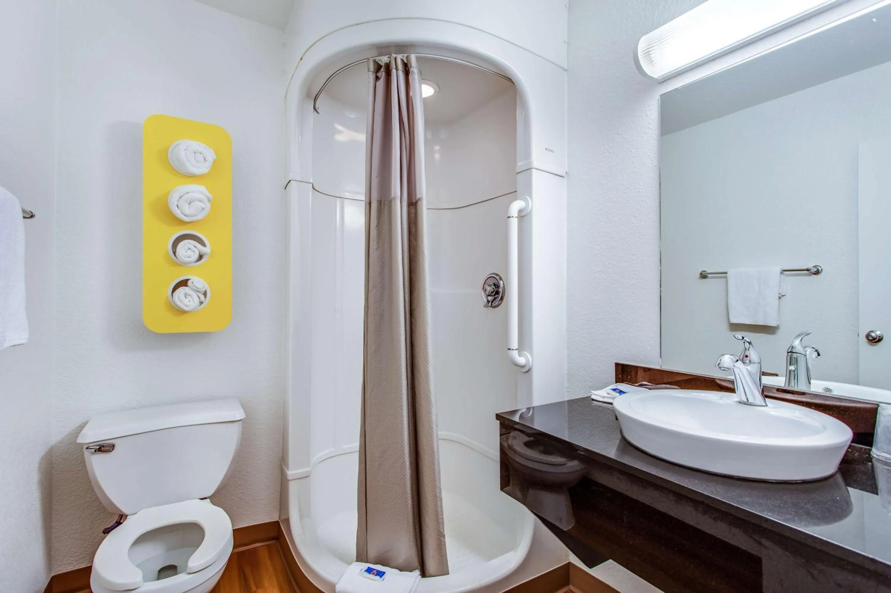 Shower in Motel 6-Vacaville, CA