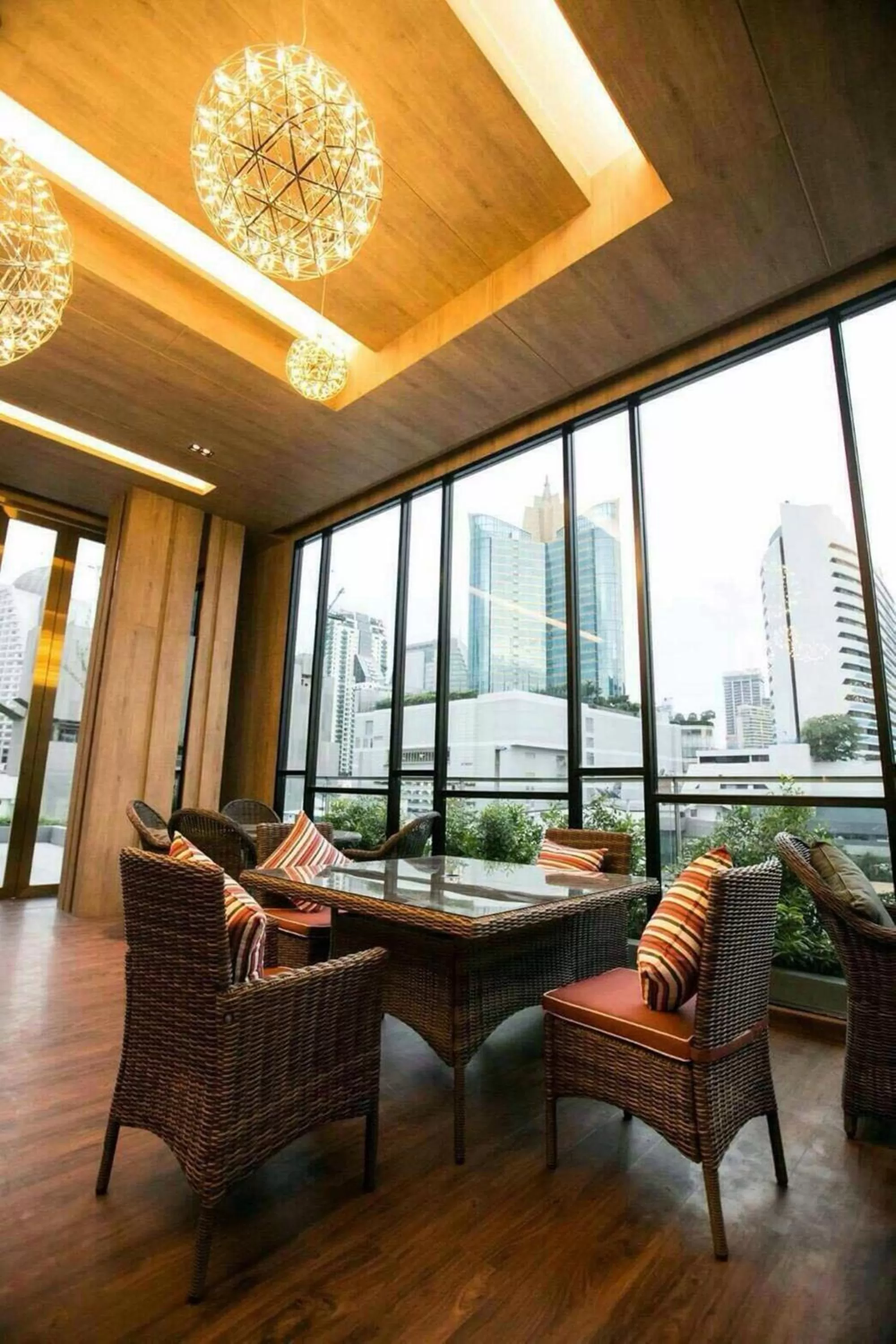 Restaurant/places to eat in Arte Hotel - SHA Extra Plus