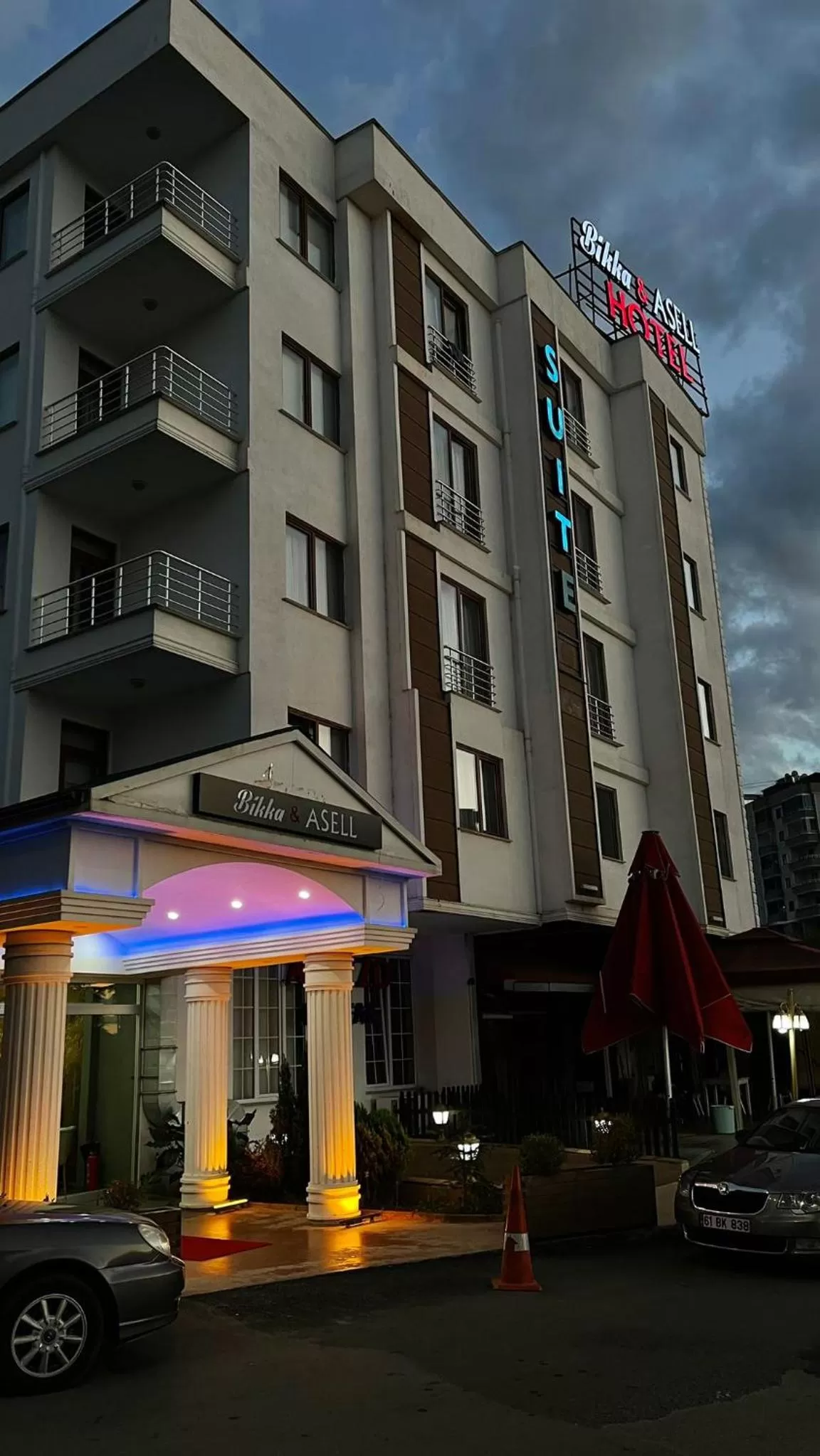 Property Building in Bikka&Asell Suite Hotel