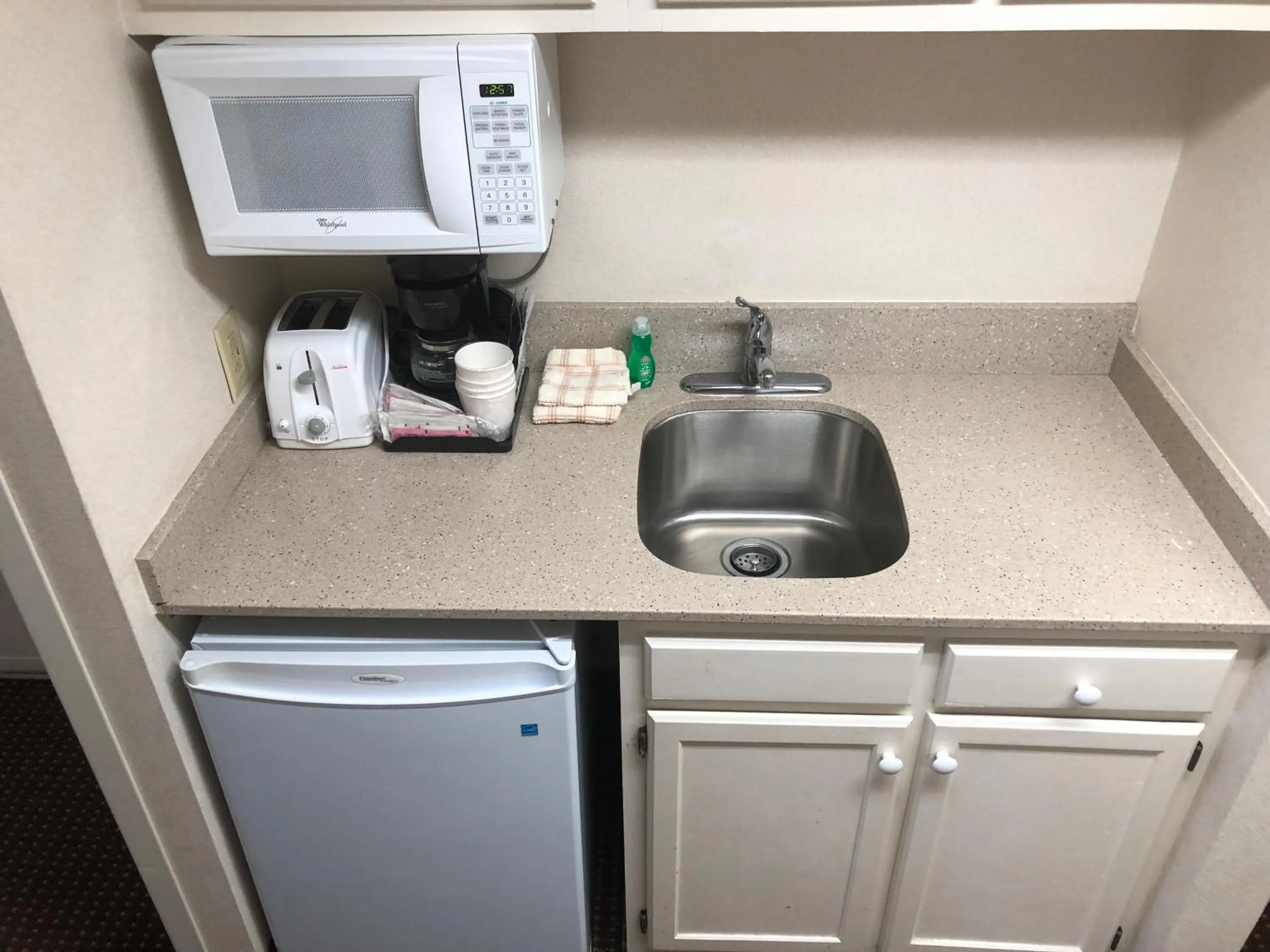 Food and drinks in Comfort Inn Ocean City Boardwalk