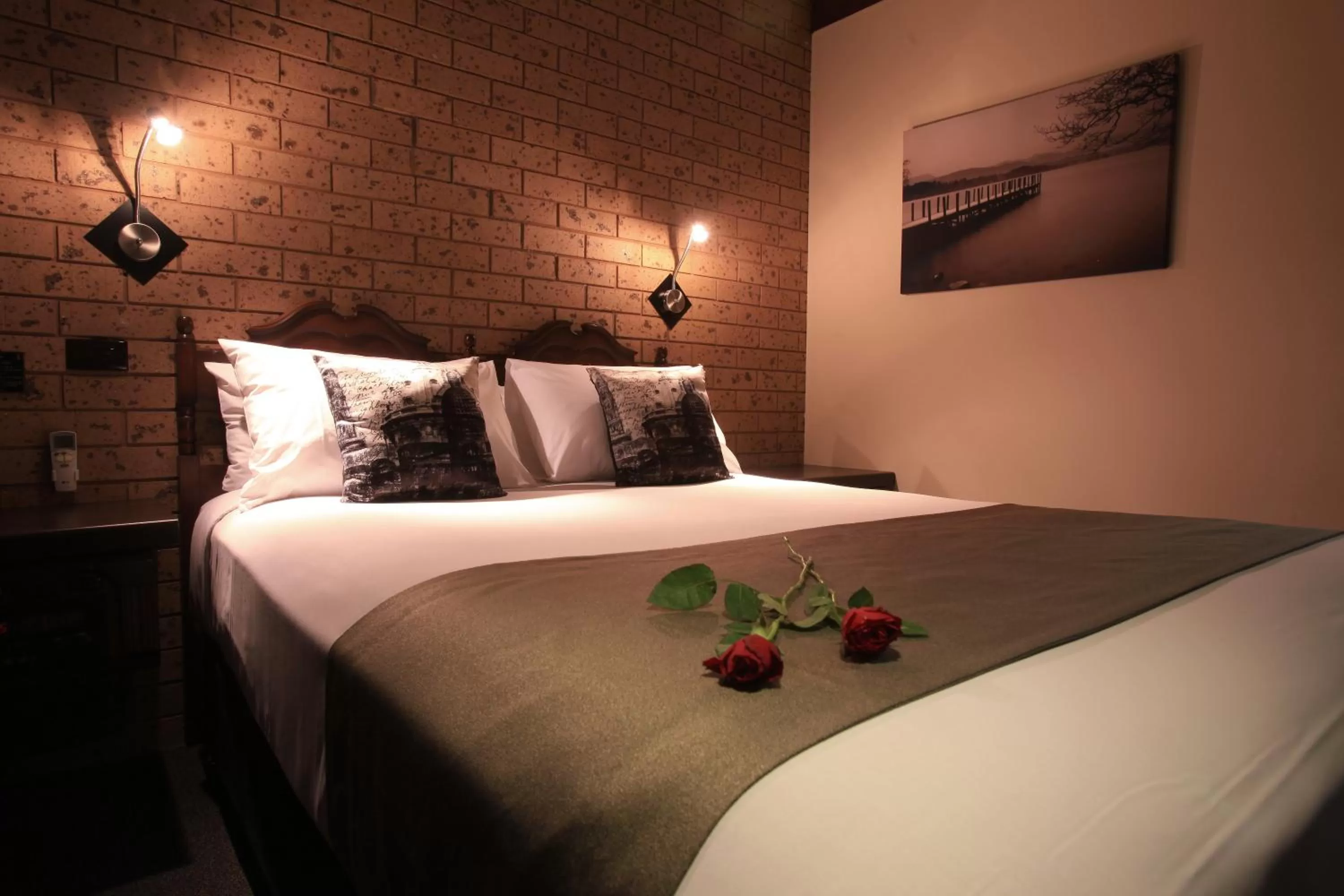 Bed in Belltower Motor Inn