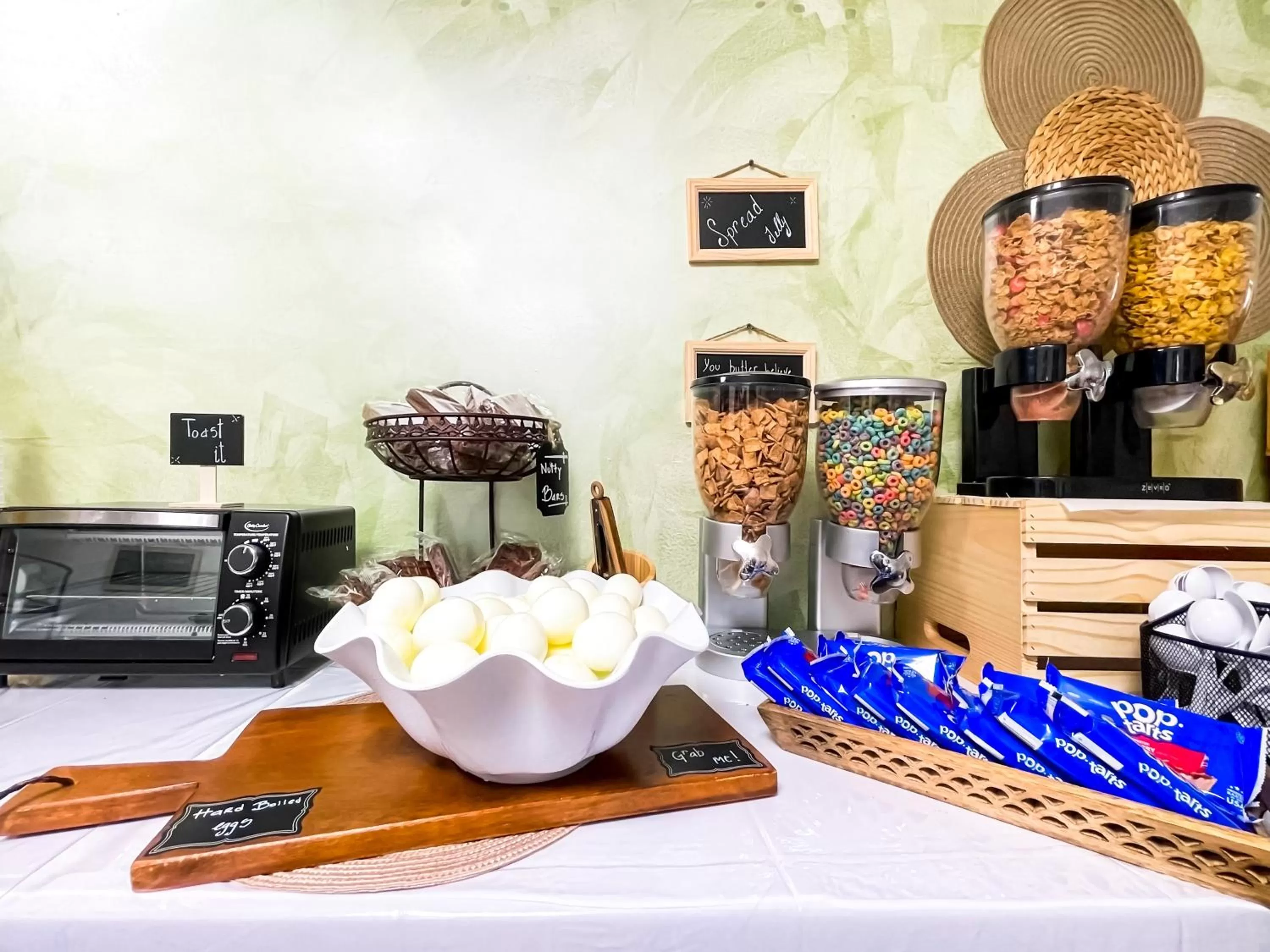 Breakfast in Hollywood Beach Hotels