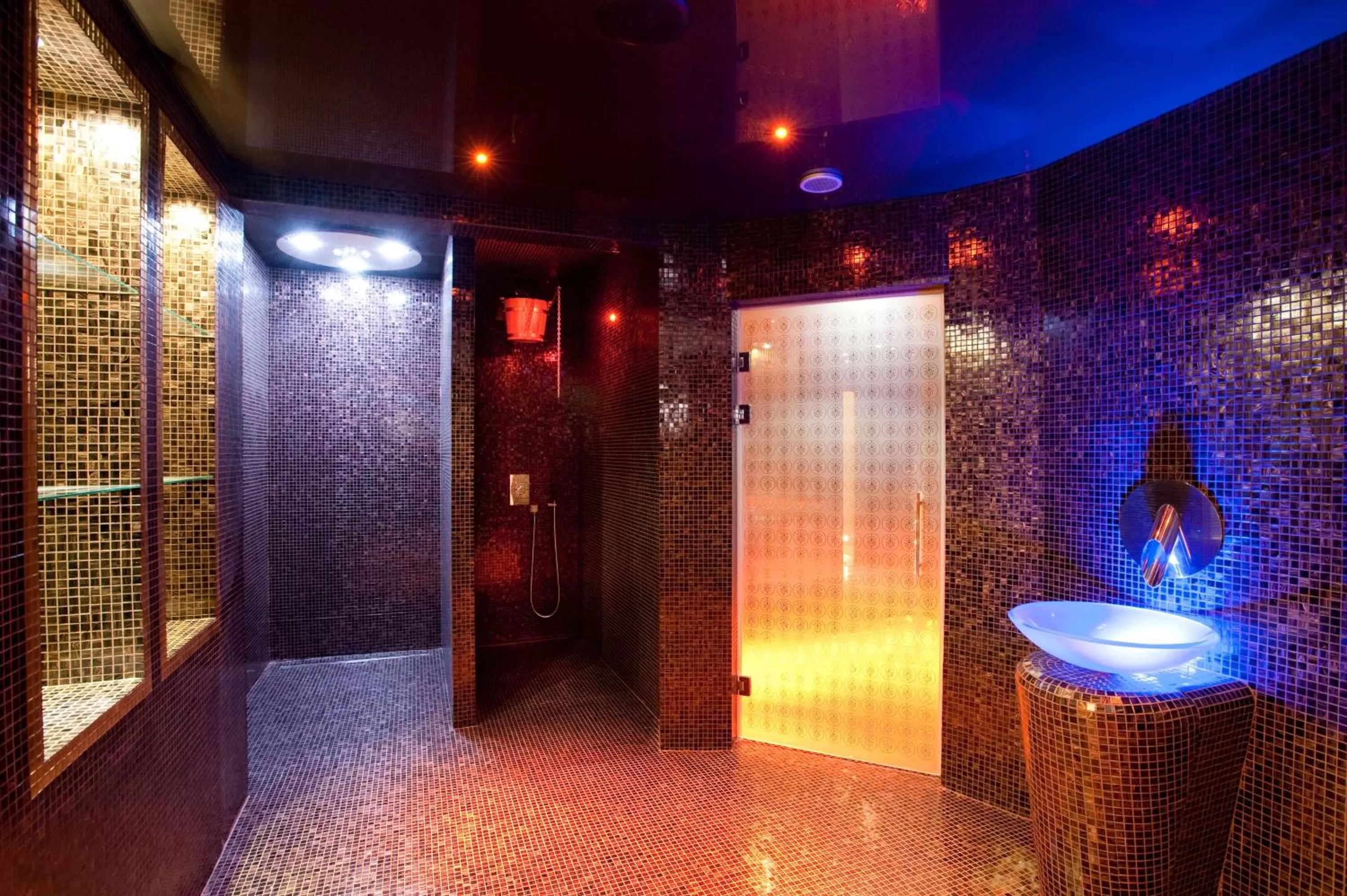 Spa and wellness centre/facilities in Hotel & Spa Le Grand Monarque, BW Premier Collection