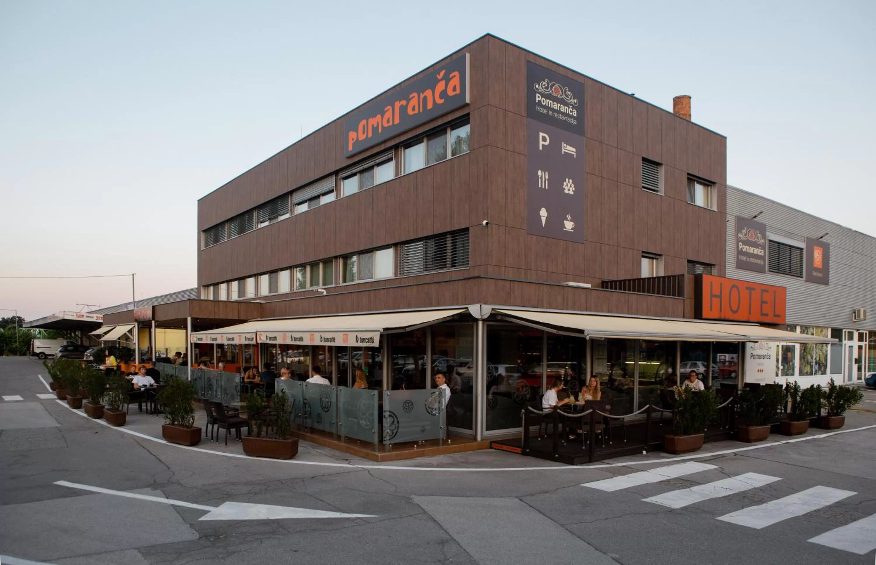 Property building in Hotel Pomaranča