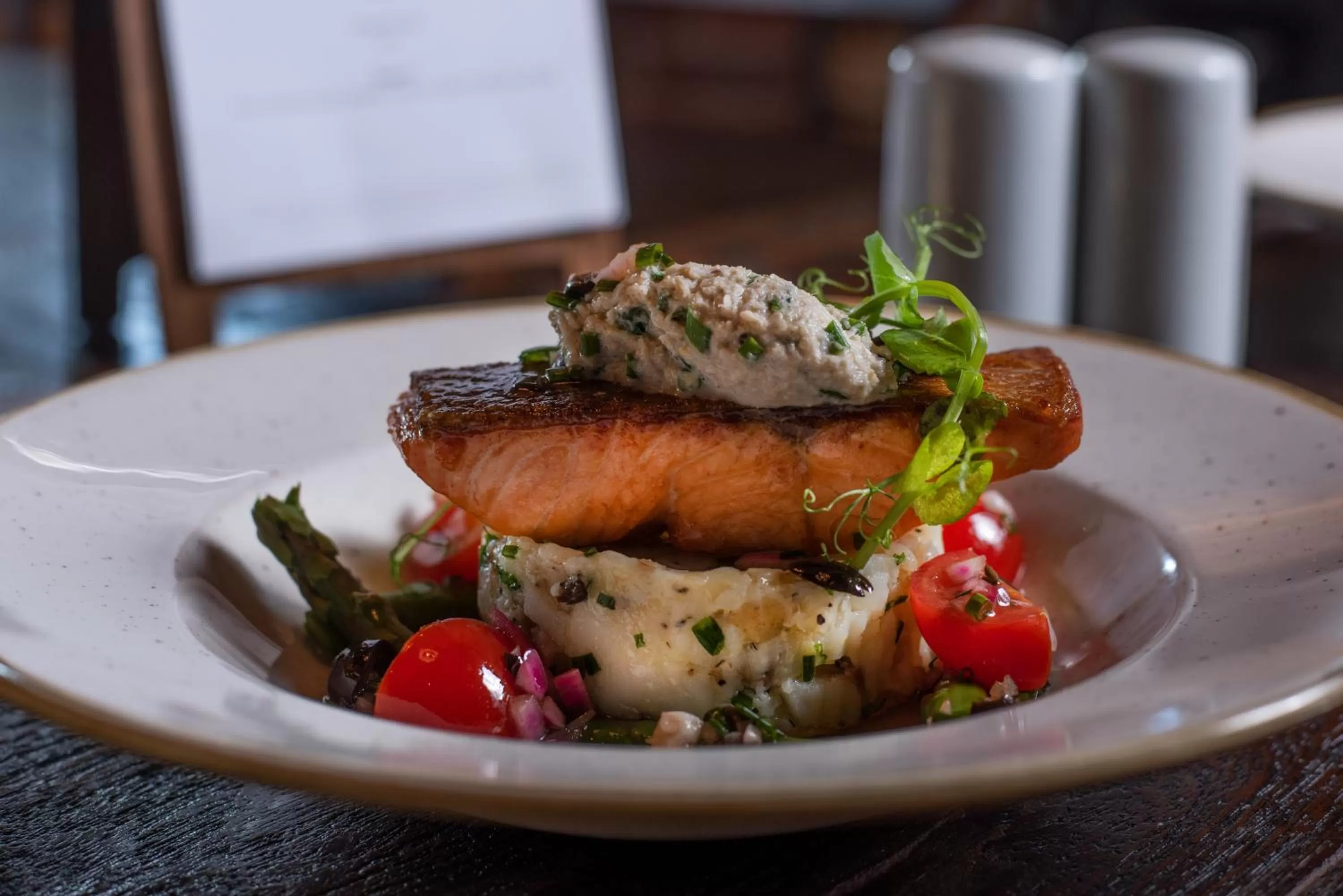 Restaurant/places to eat in The Hog's Head Inn - The Inn Collection Group