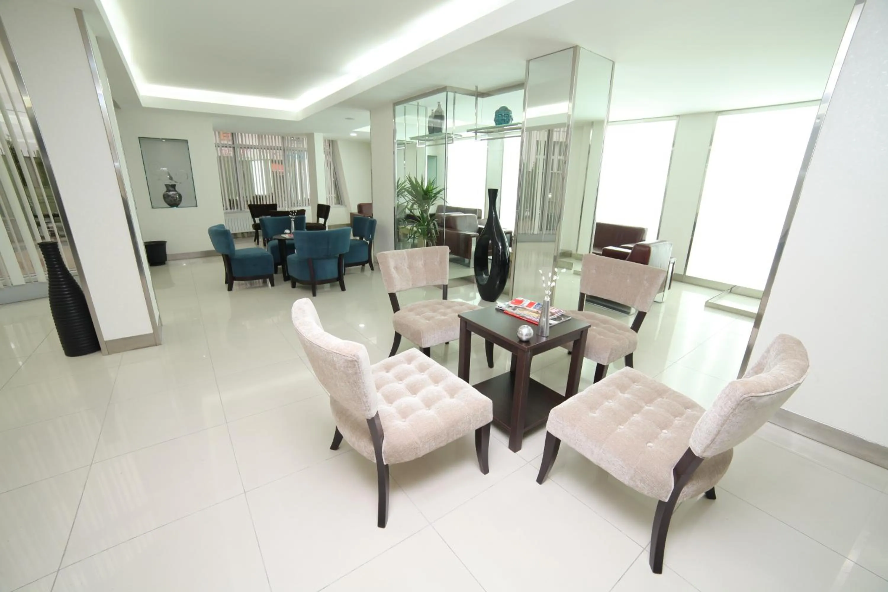 Lounge or bar in Asrin Business Hotel Kızılay