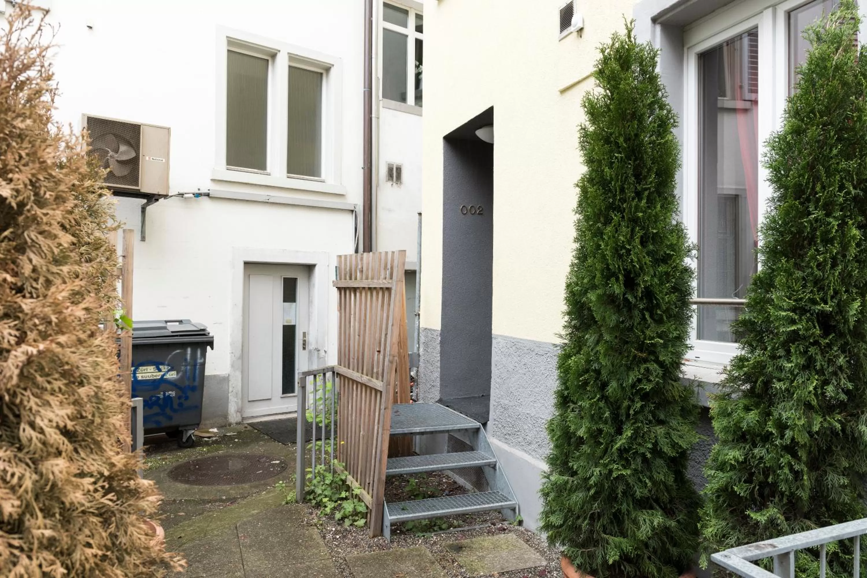 Property building in The Henry Self Check-In Guesthouse