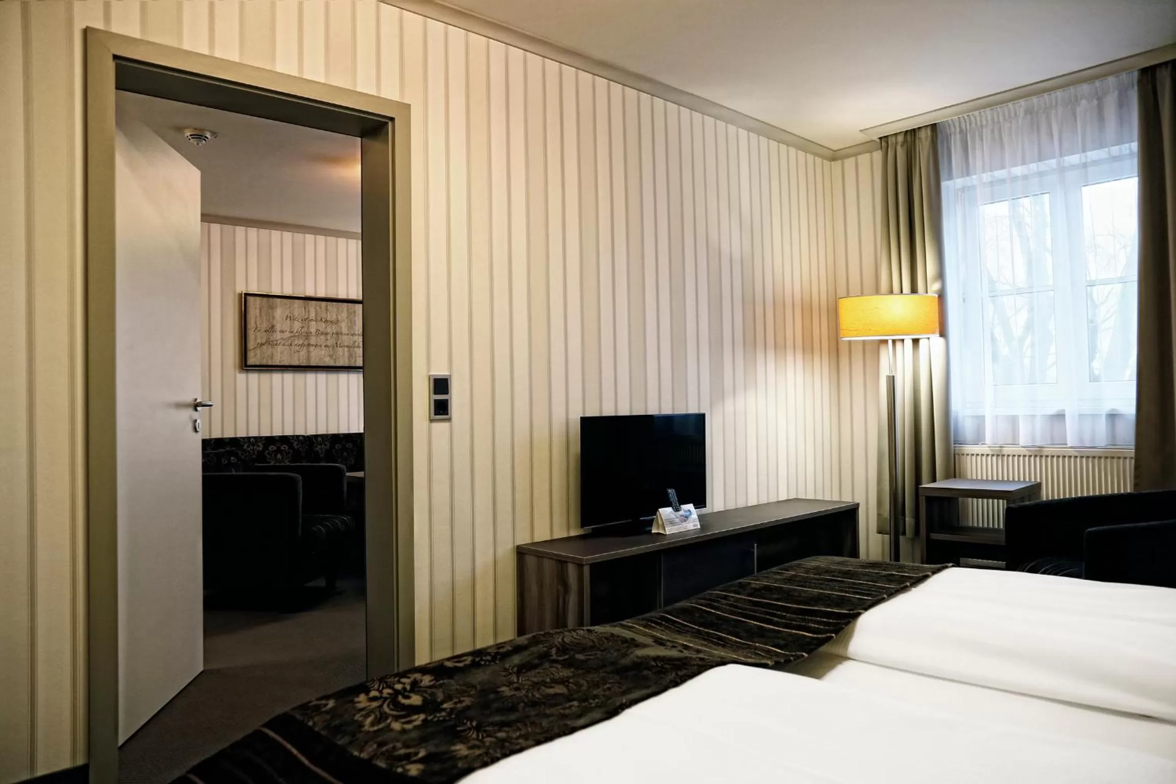 Photo of the whole room, Bed in Konsumhotel Dorotheenhof Weimar