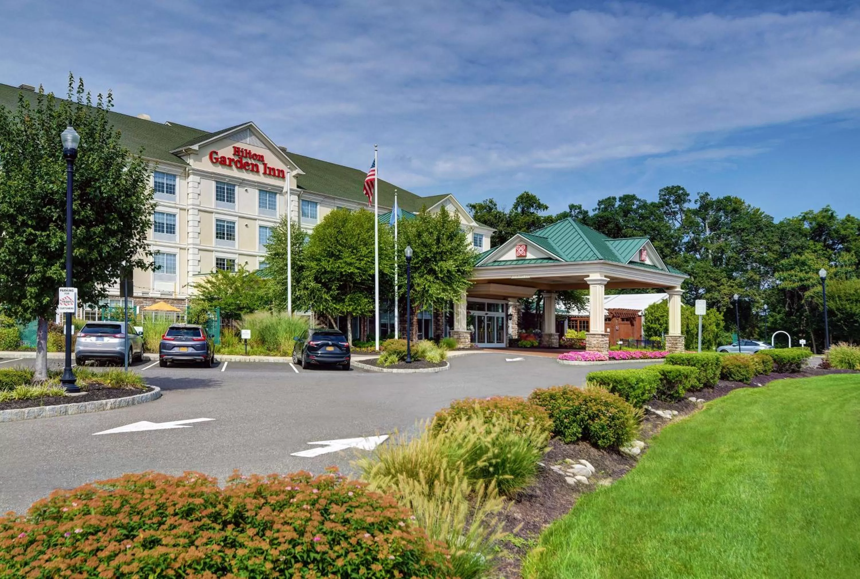 Property building in Hilton Garden Inn Hamilton