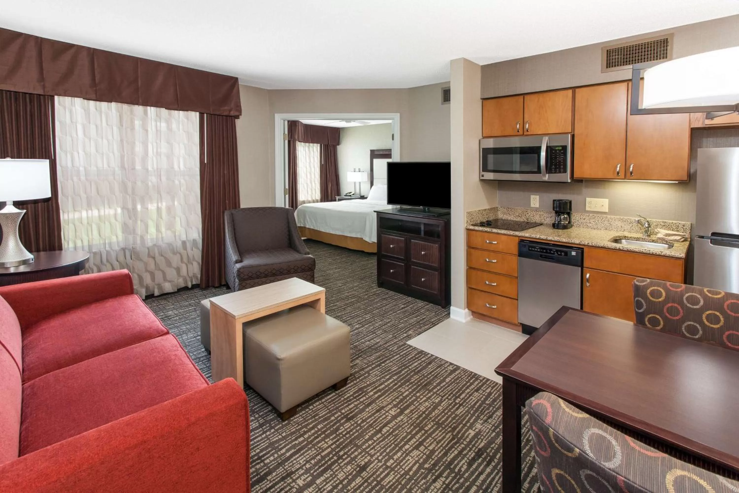 Kitchen or kitchenette in Homewood Suites by Hilton Indianapolis At The Crossing
