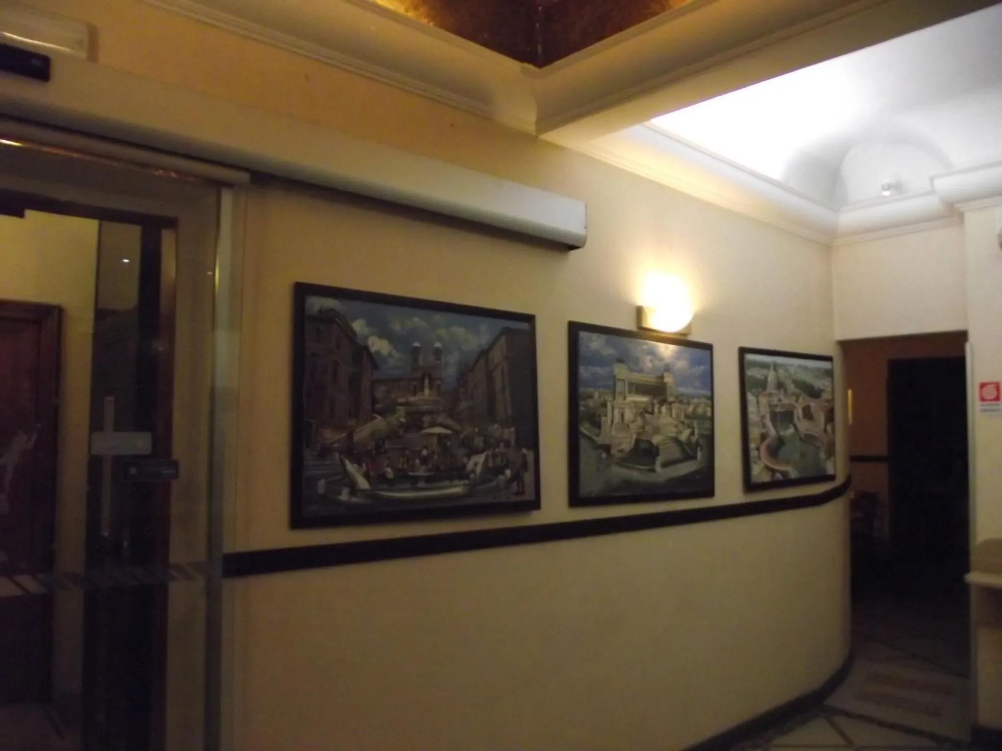 Decorative detail in Hotel Elide