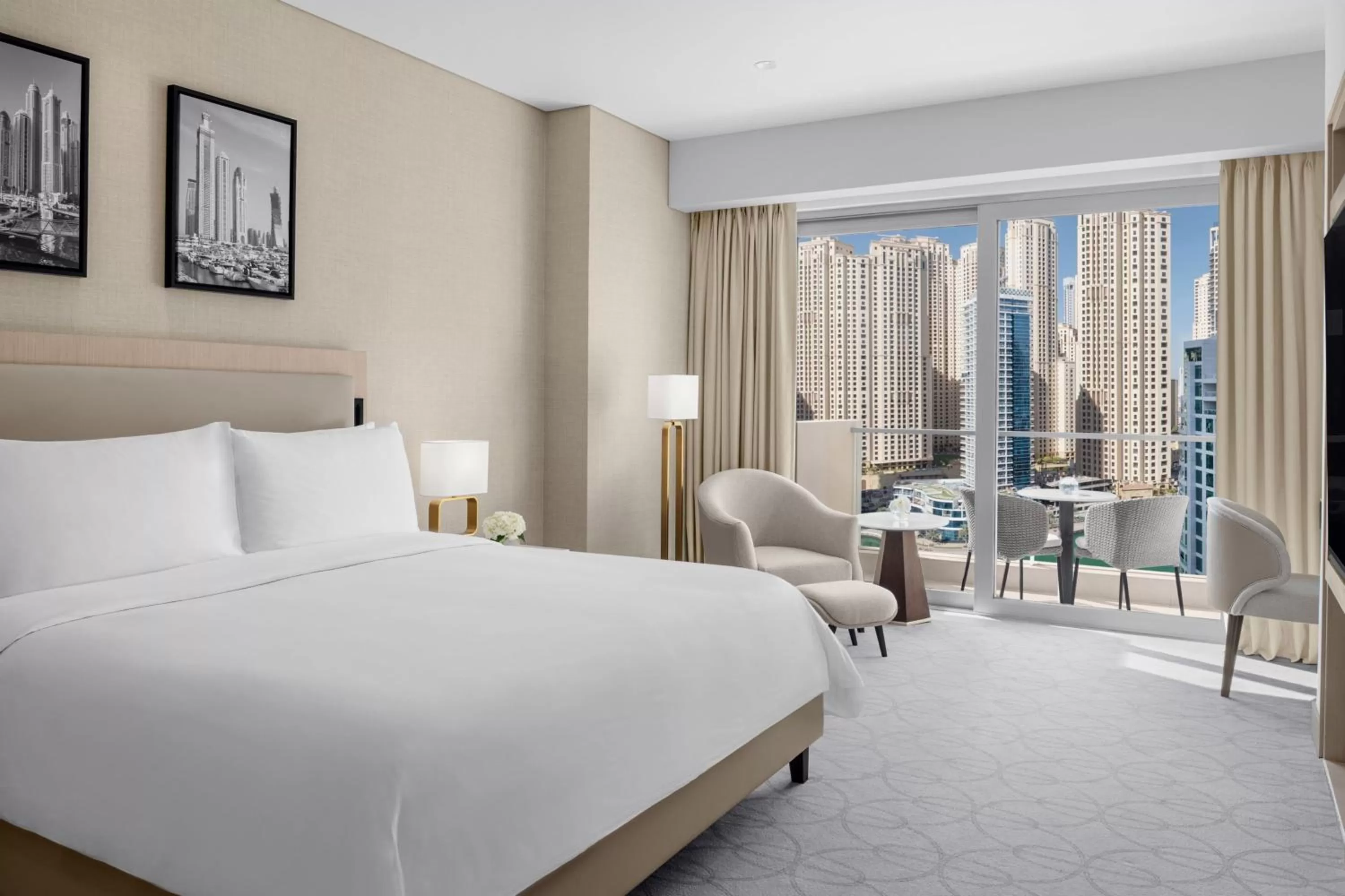 Photo of the whole room in Address Dubai Marina