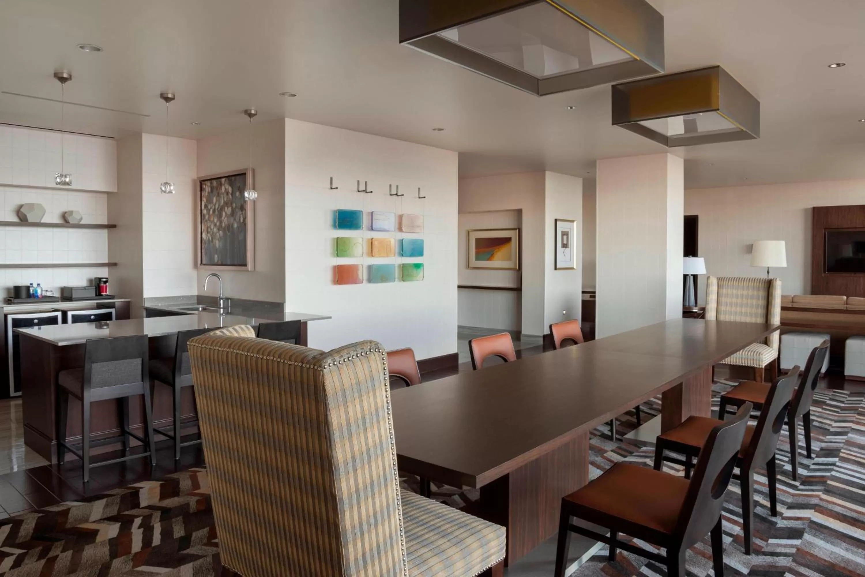 Photo of the whole room in Buffalo Marriott at LECOM HARBORCENTER