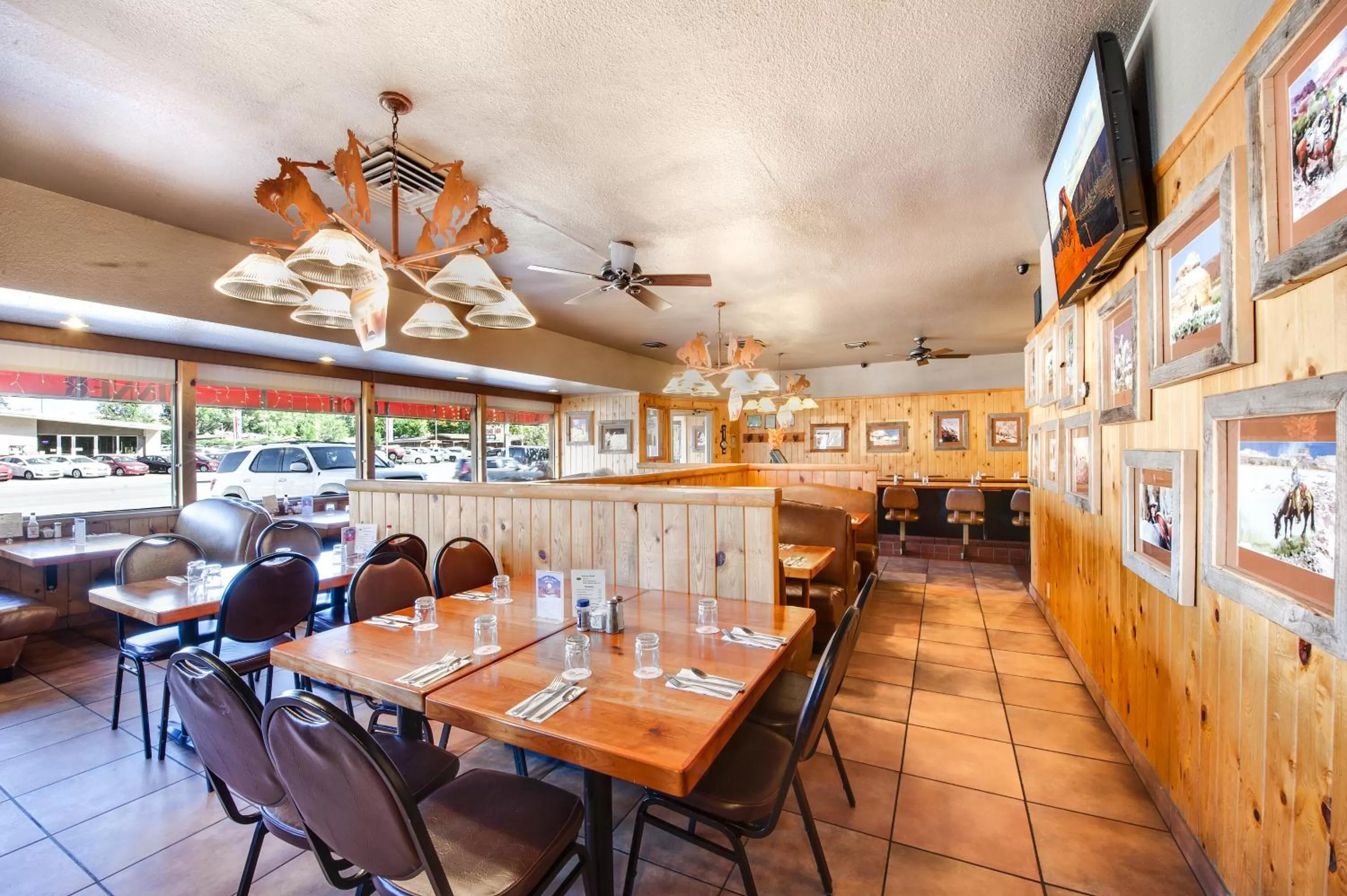 Restaurant/places to eat in Big Horn Lodge