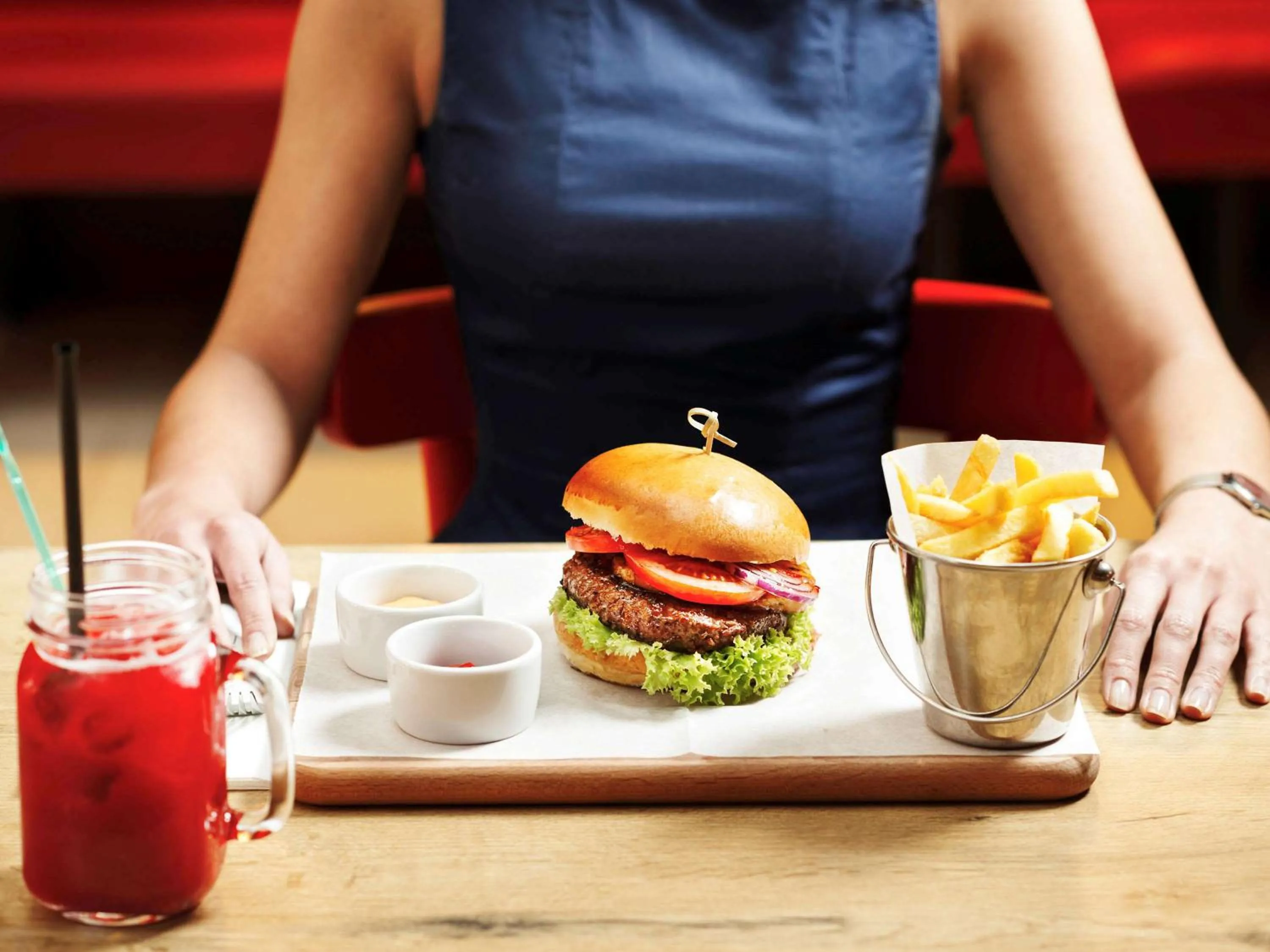 Restaurant/places to eat in Ibis Warszawa Ostrobramska