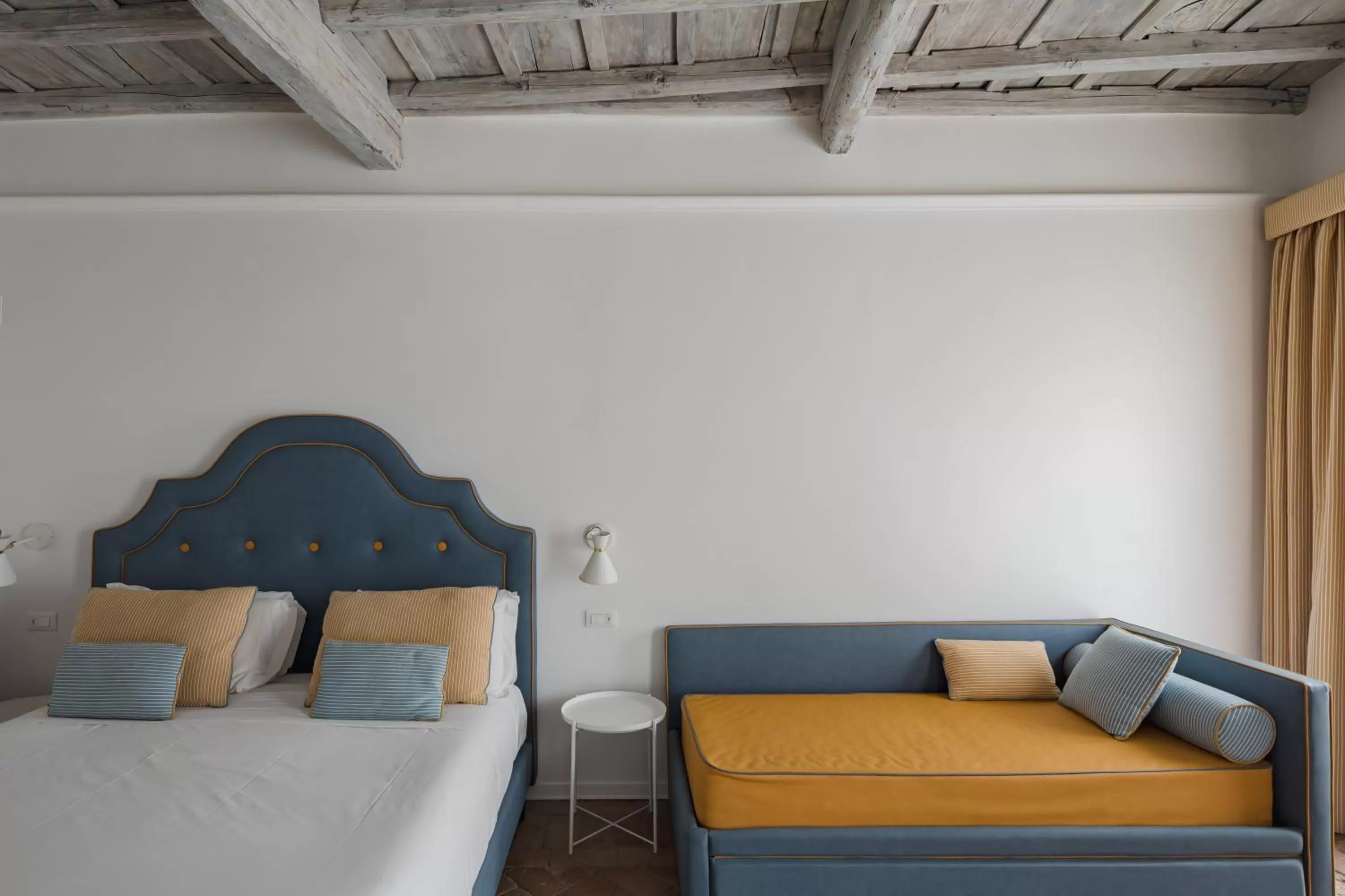 Bed in Palazzo Lupardi Relais