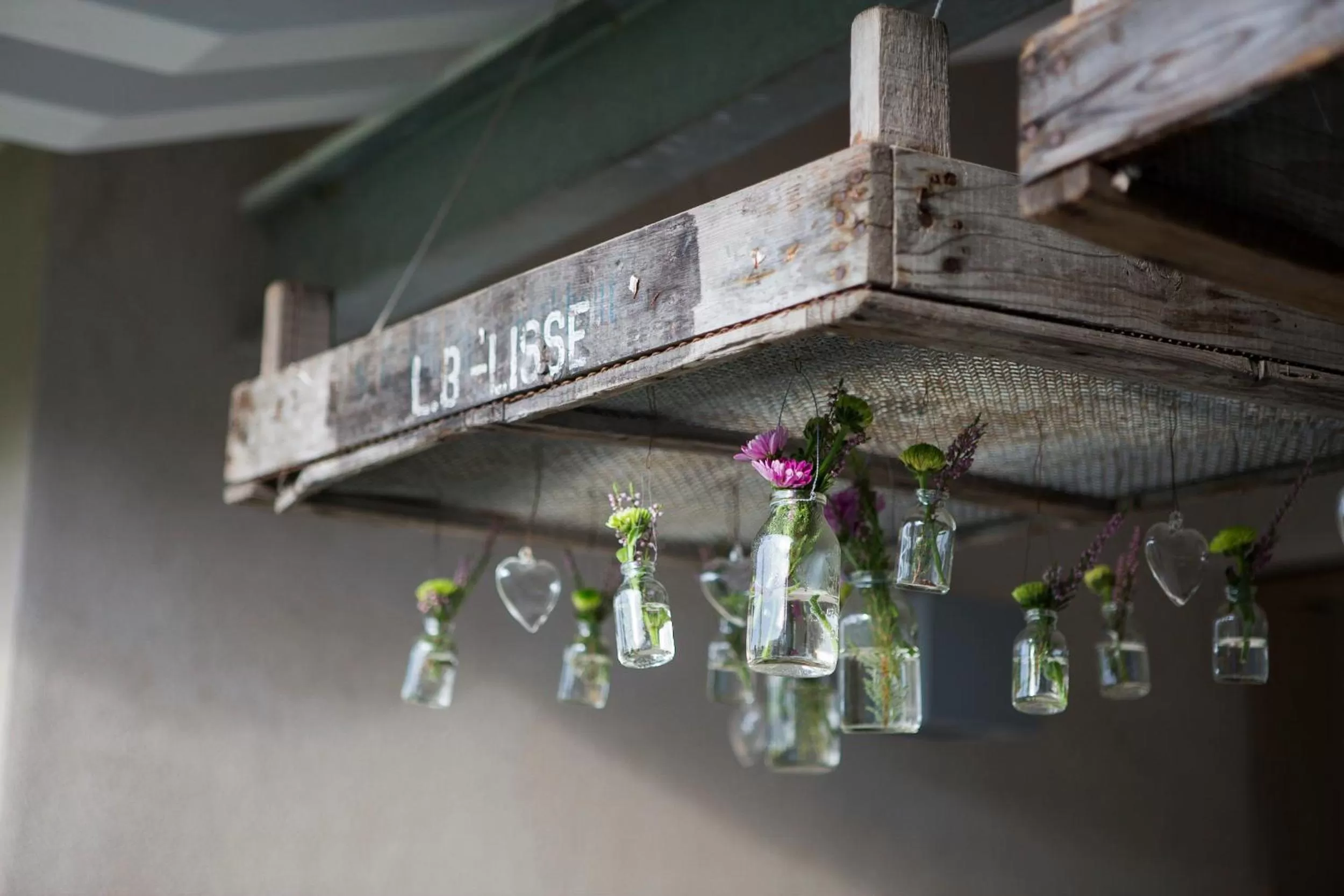Decorative detail in A Casa Di Ita