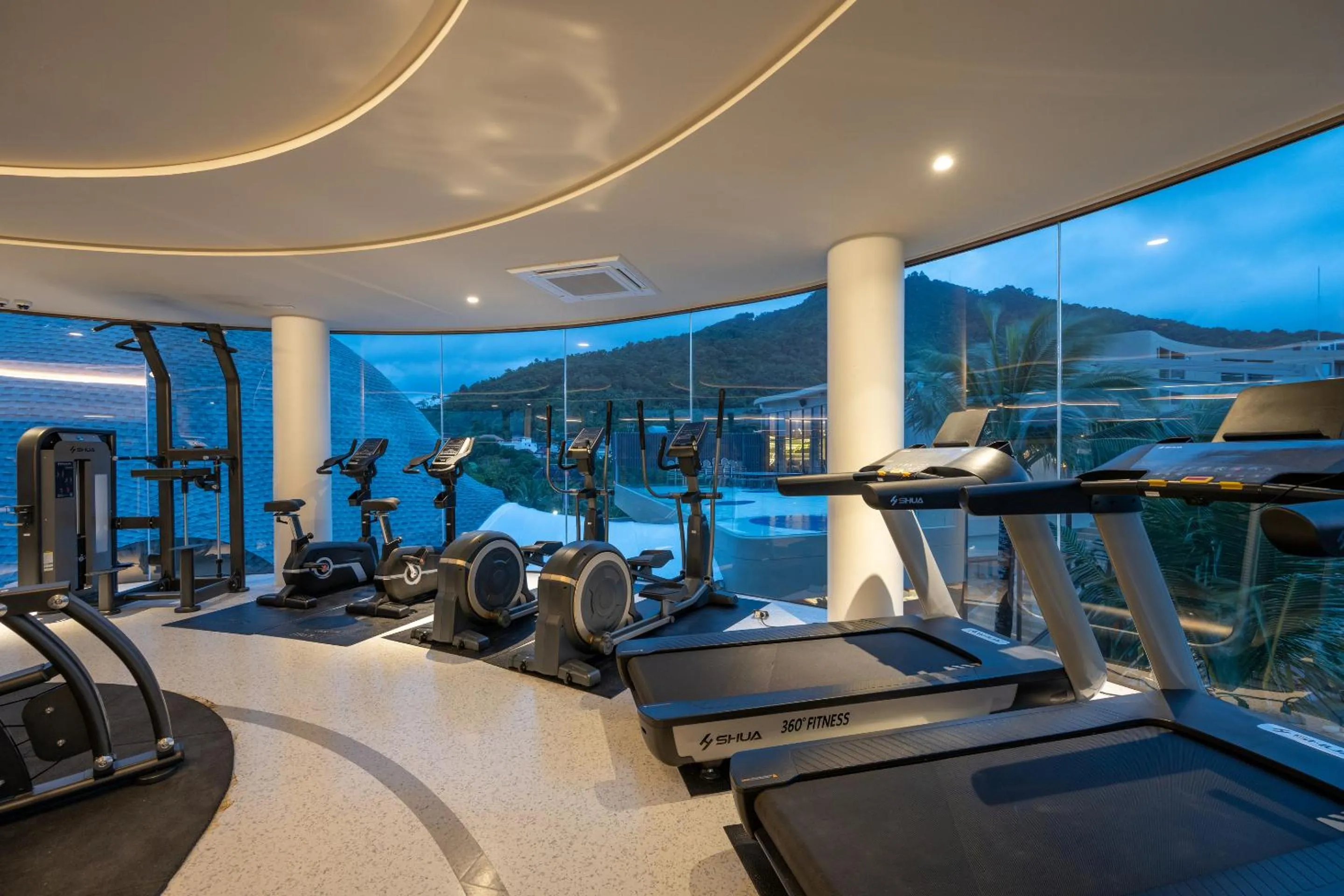 Fitness centre/facilities in Metadee Concept Hotel