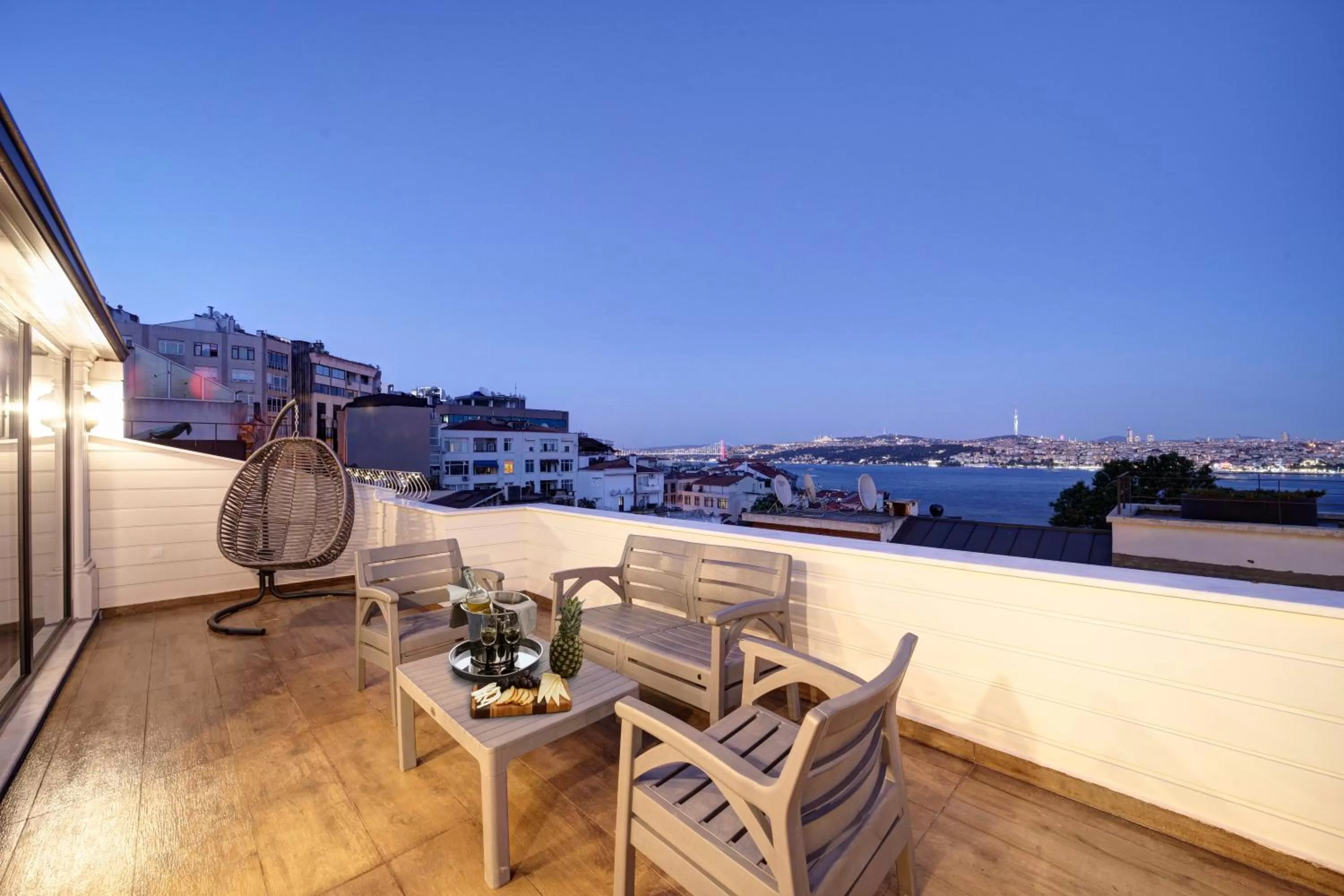 Balcony/Terrace in Etiz Hotels & Residences