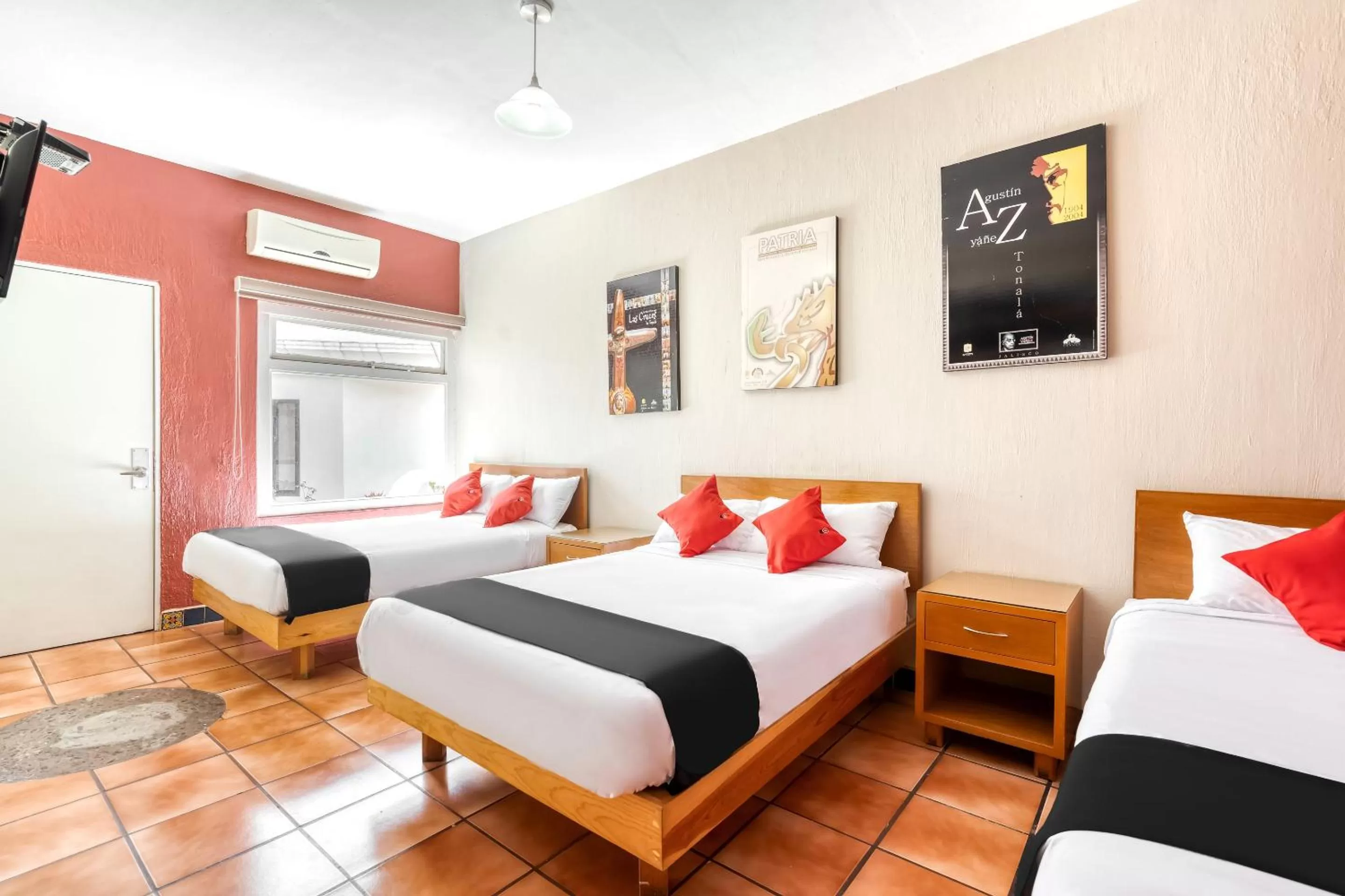 Bedroom, Bed in Hotel Arana