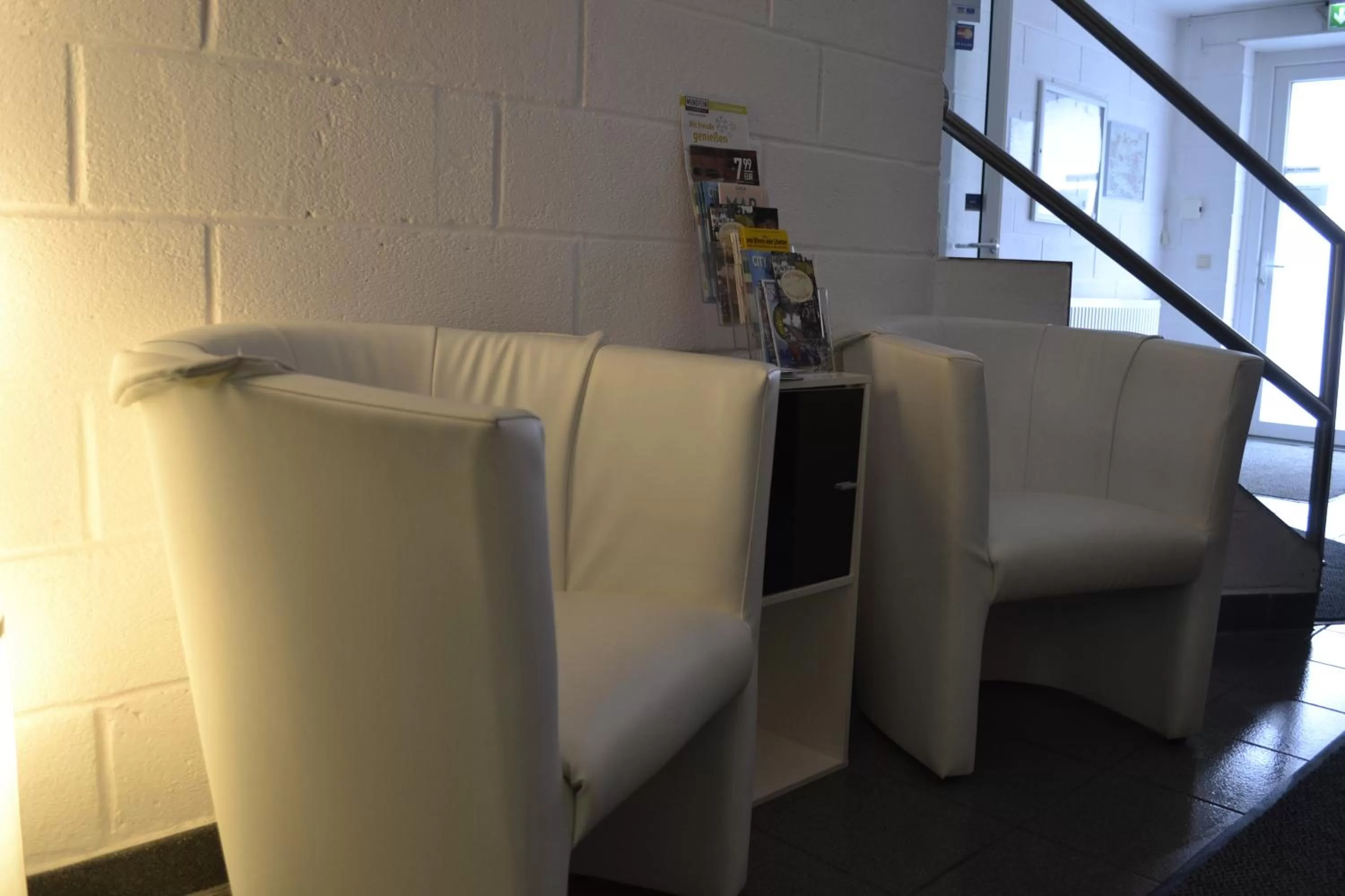 Lobby or reception, Seating Area in Hotel-Café-Galerie
