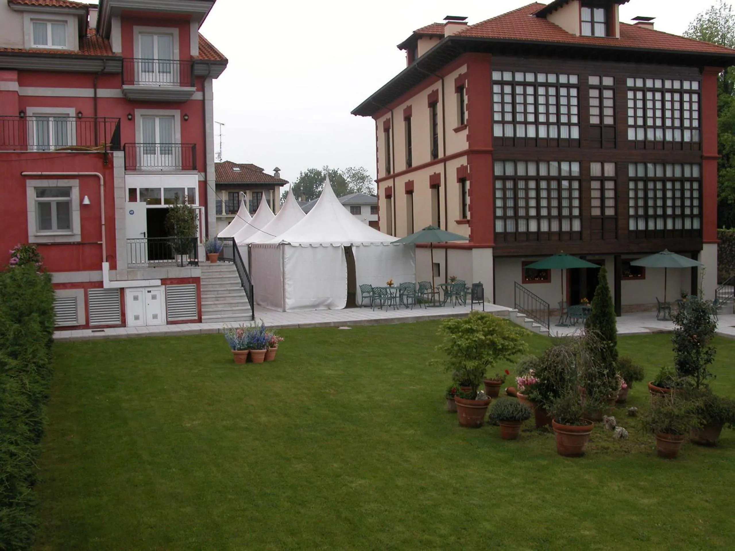 Facade/entrance in Silken Spa La Hacienda De Don Juan